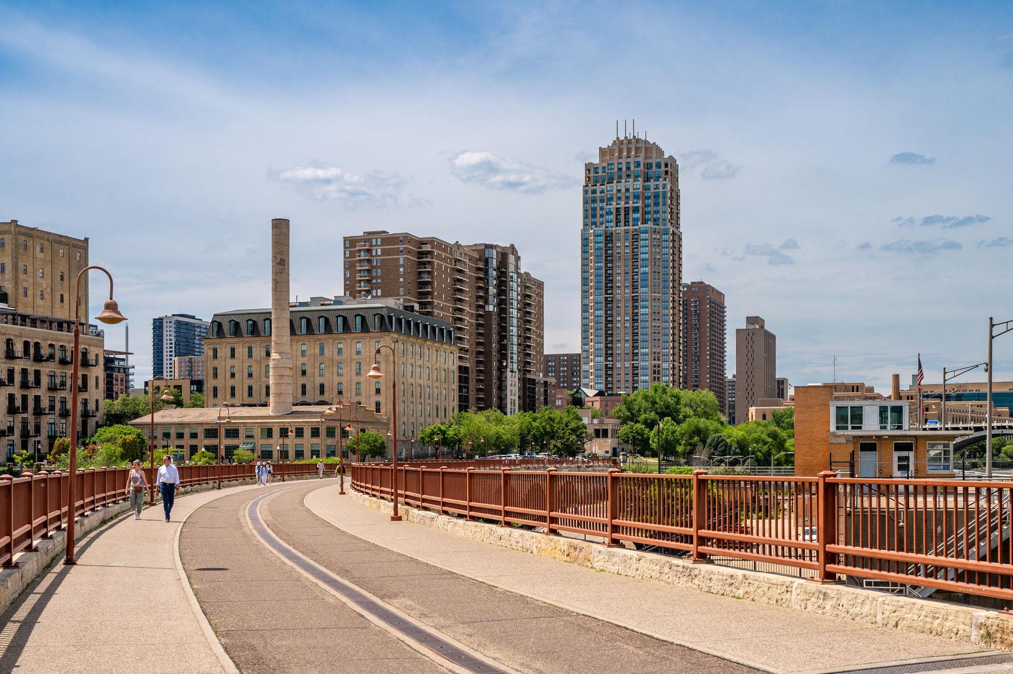 401 1ST Street S Unit: 117