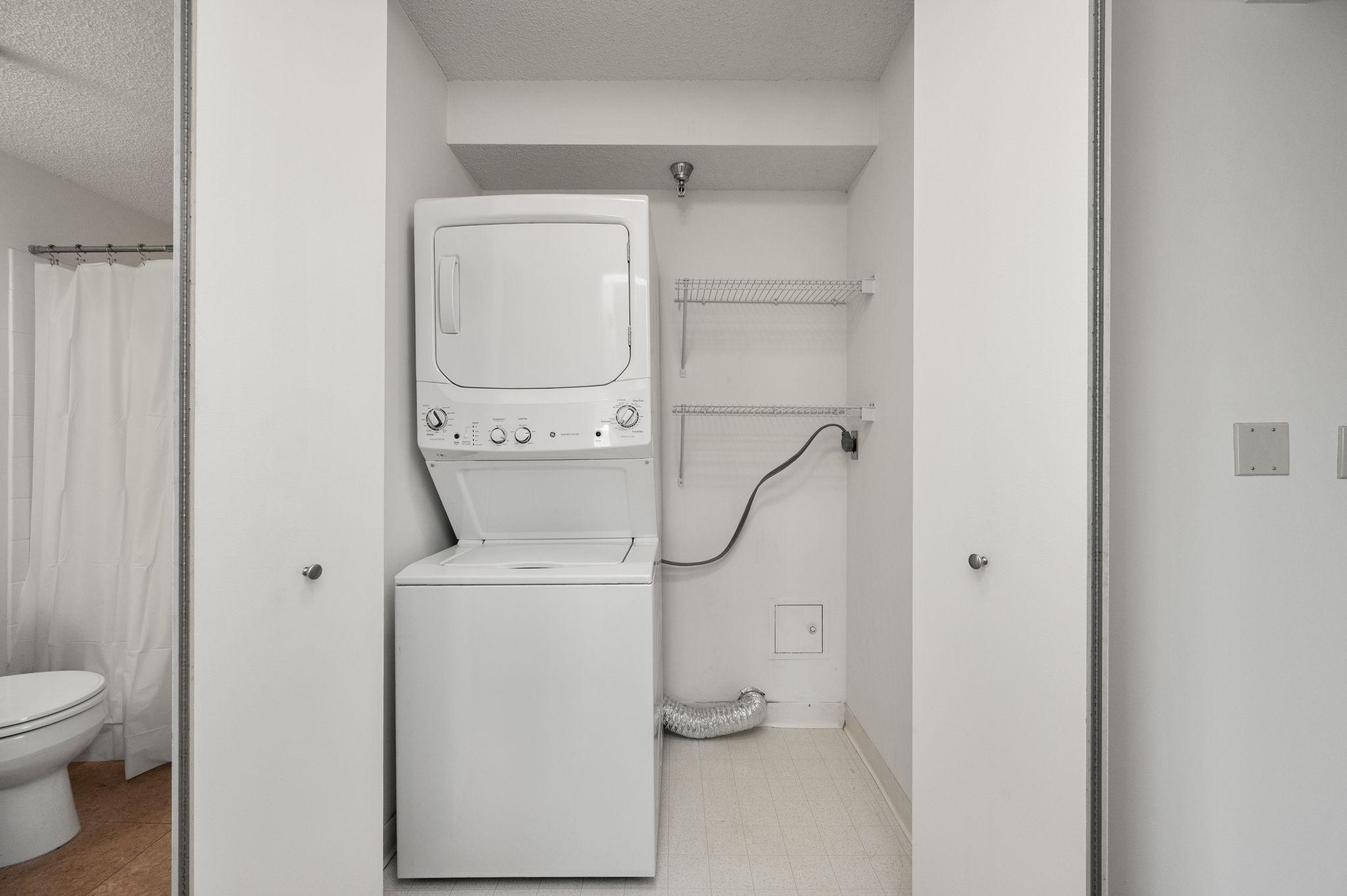 401 1ST Street S Unit: 117