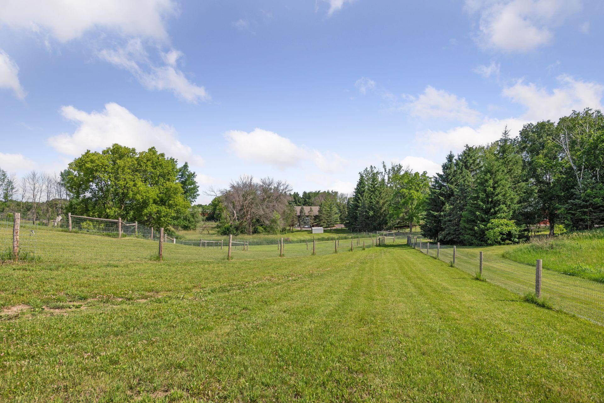 1325 Tamarack Drive