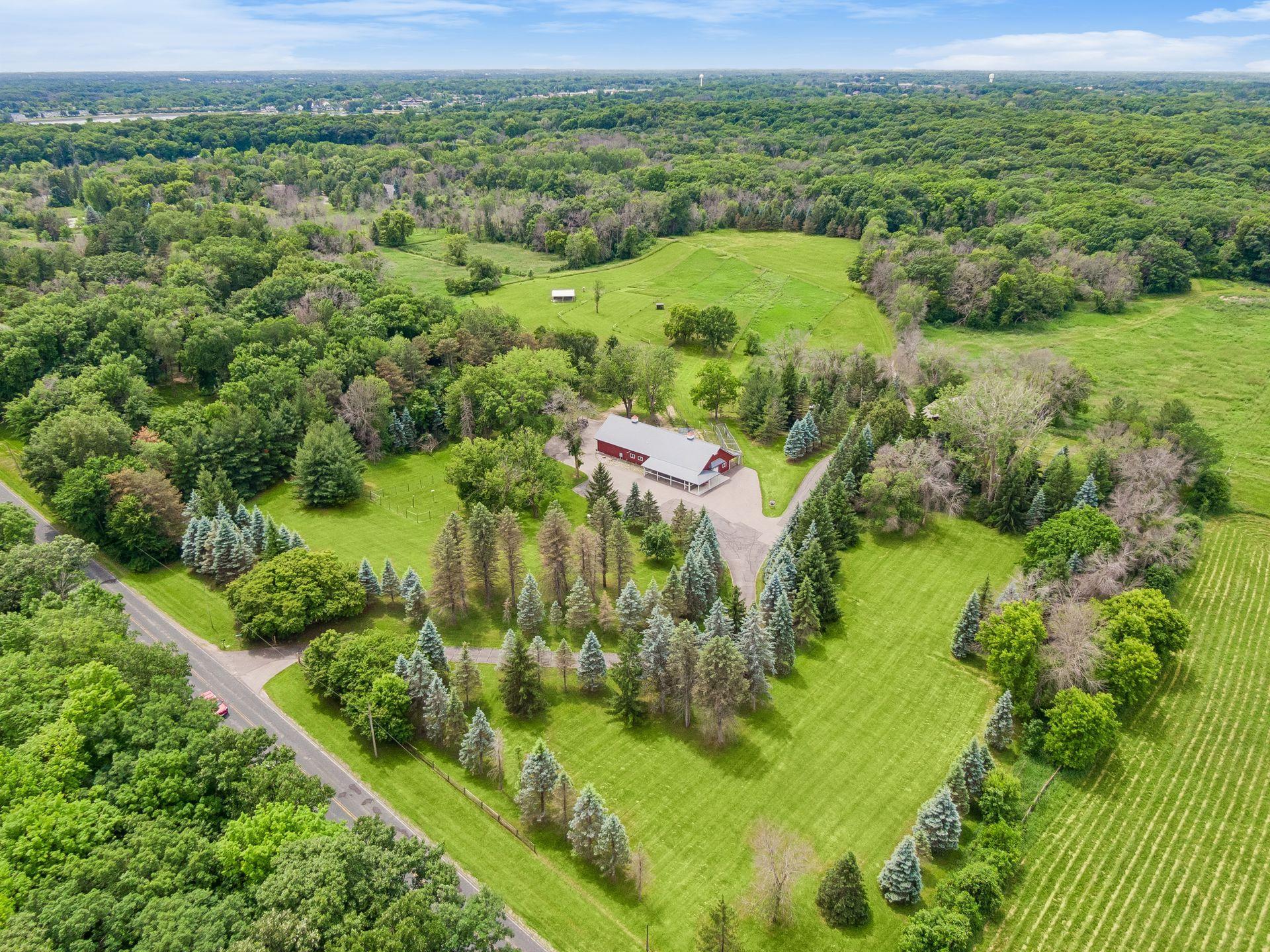 1325 Tamarack Drive