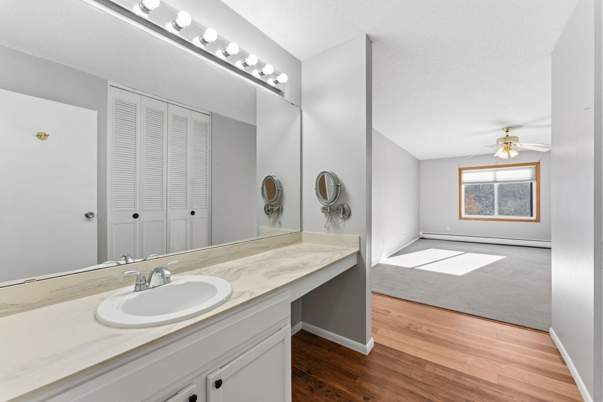 10311 Cedar Lake Road Unit: 103