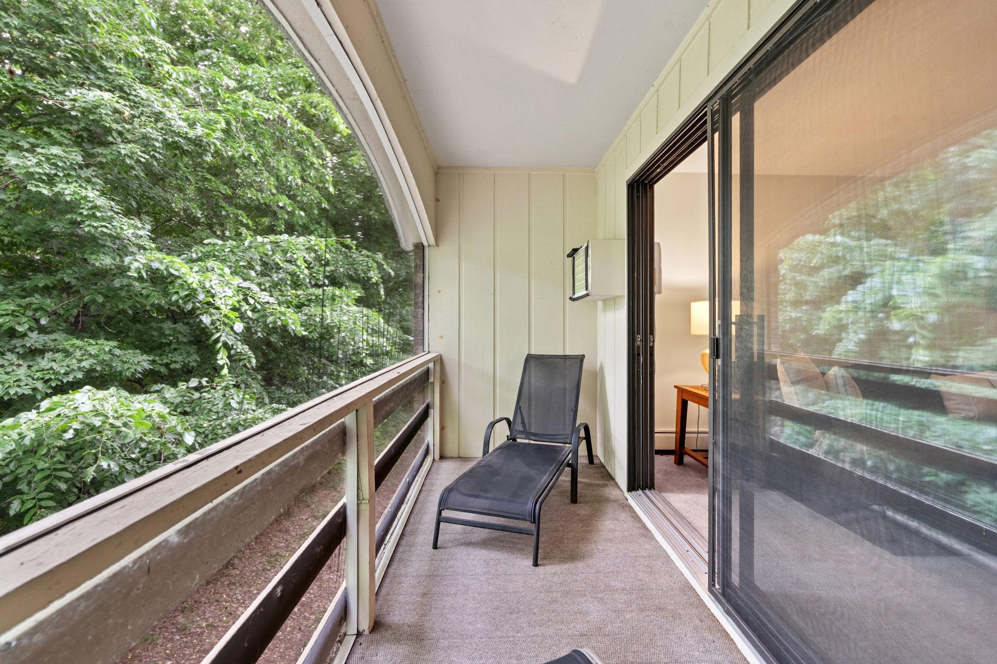 4407 Wilshire Boulevard Unit: 305