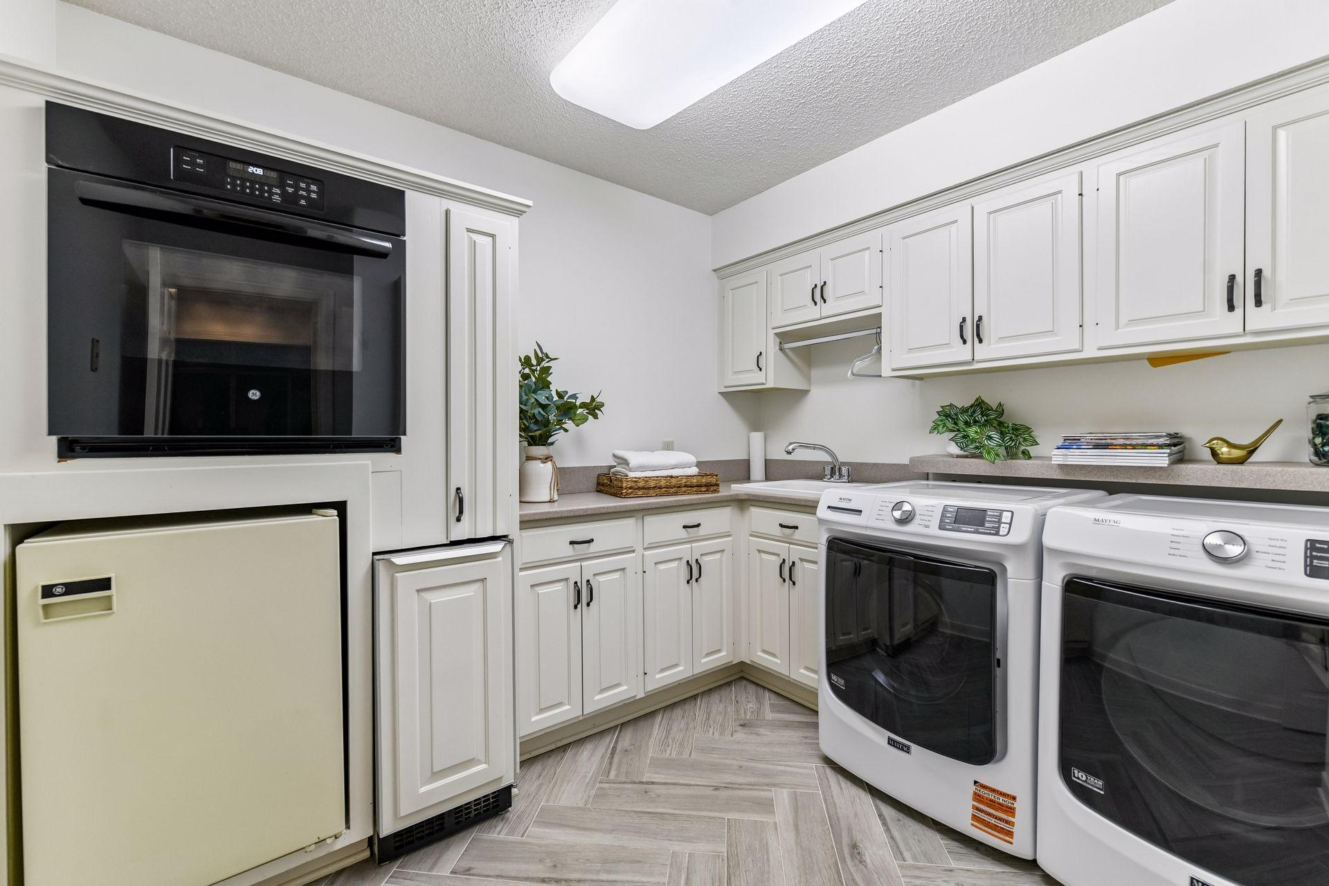 6306 Maple Ridge