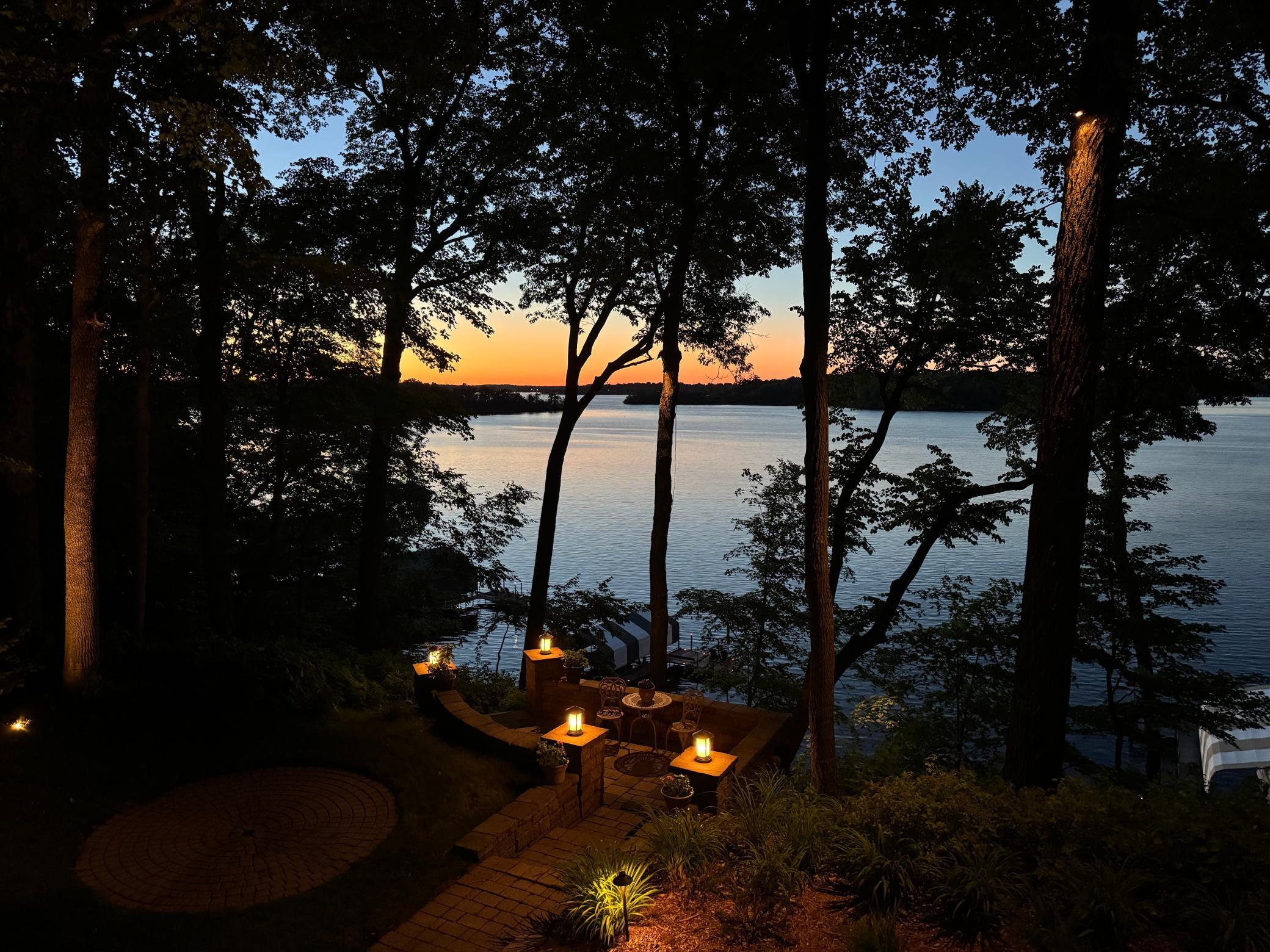 6306 Maple Ridge