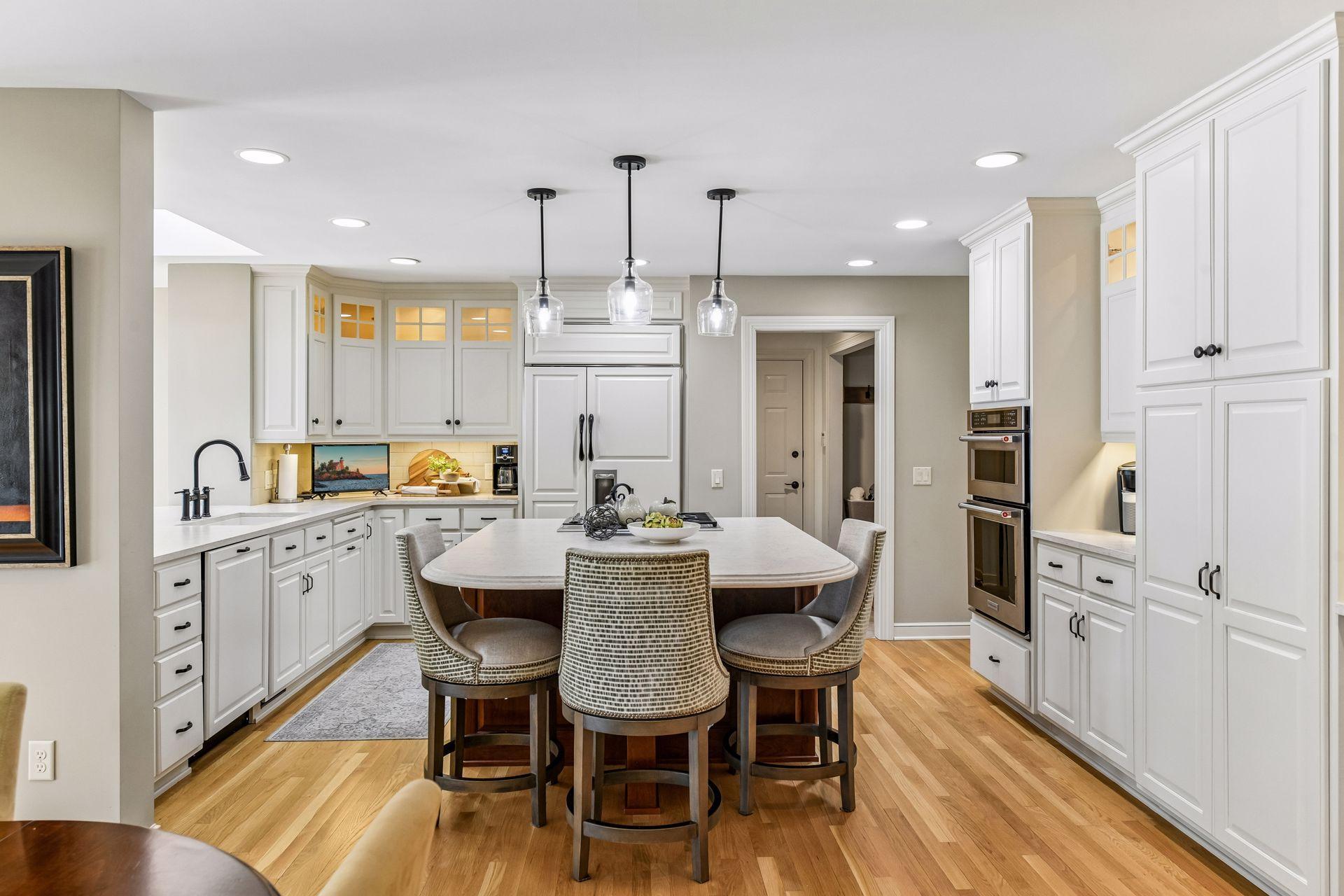6306 Maple Ridge