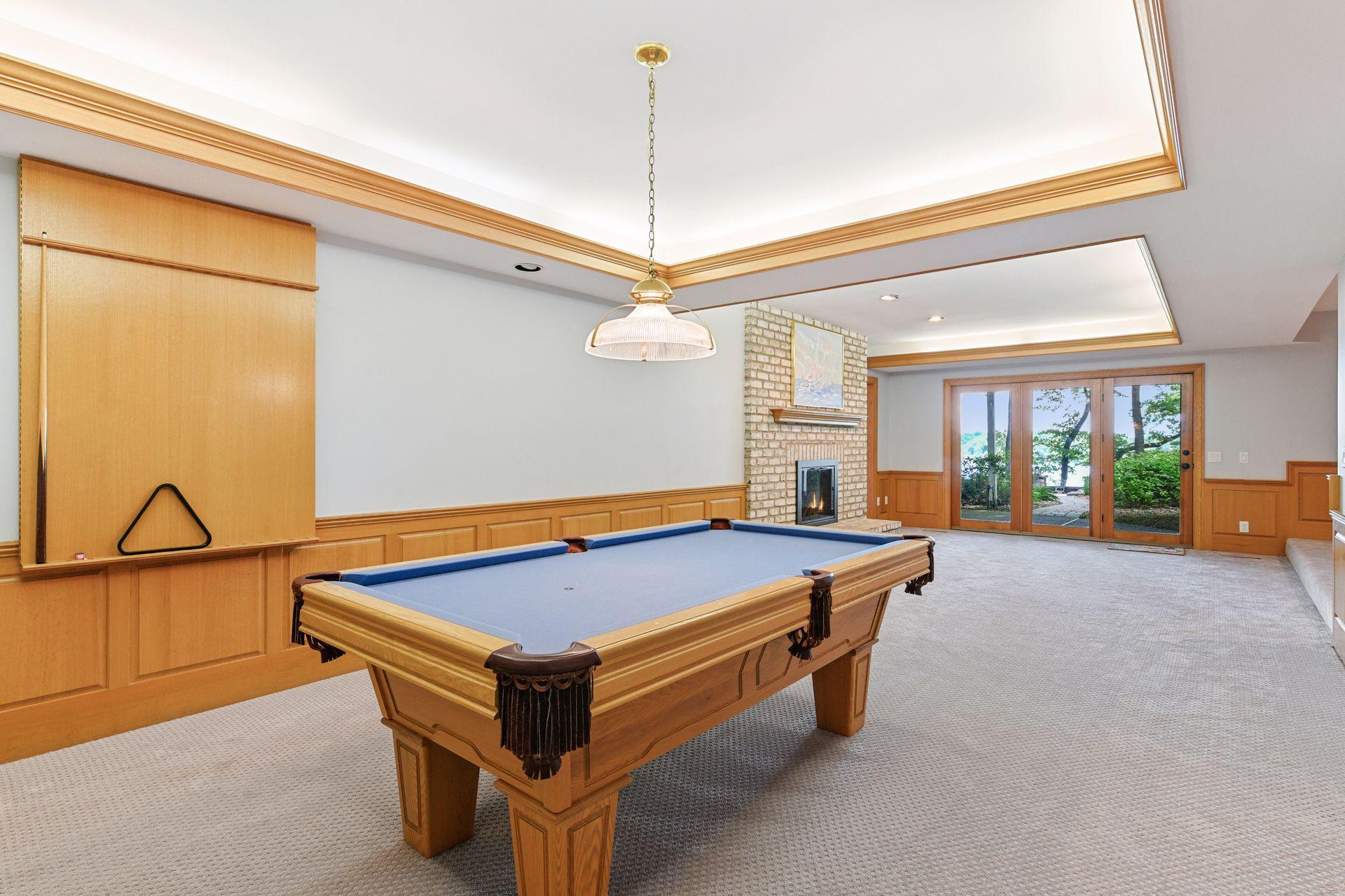6306 Maple Ridge