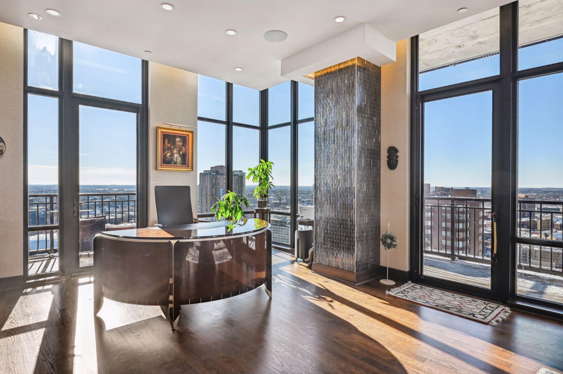 201 S 11th Street Unit: 2500