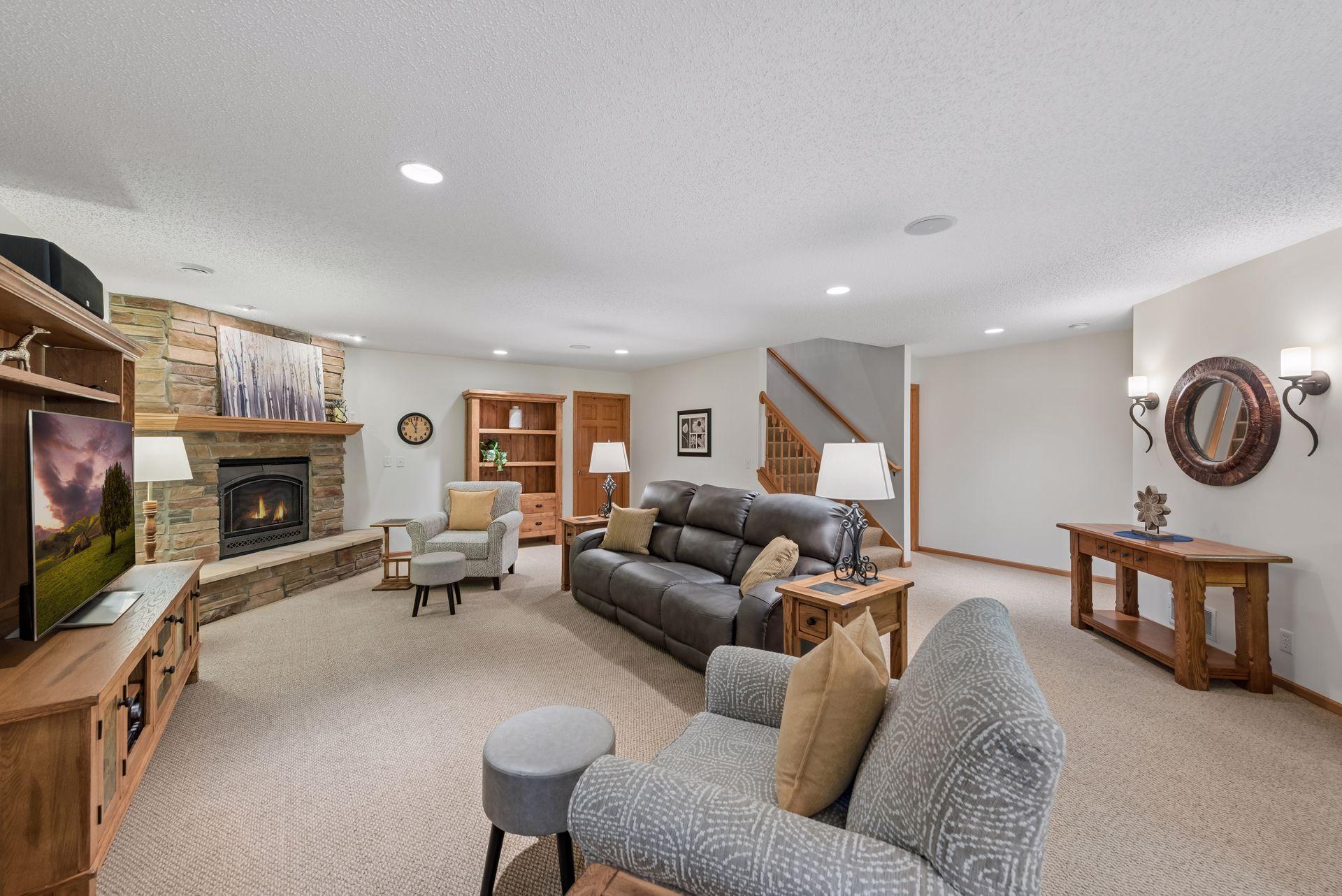 7156 Ballard Trail