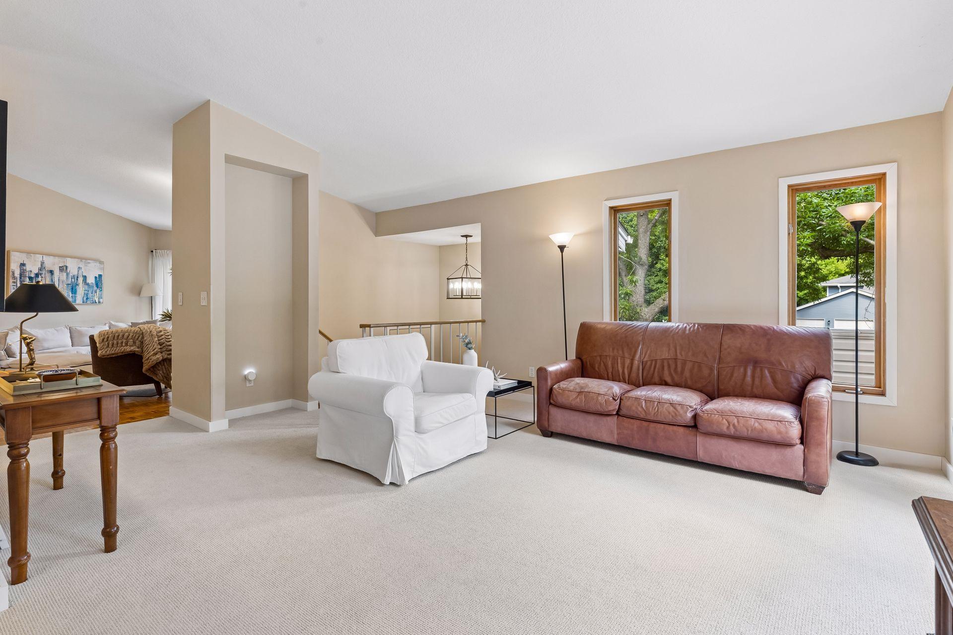 5448 Pompano Drive