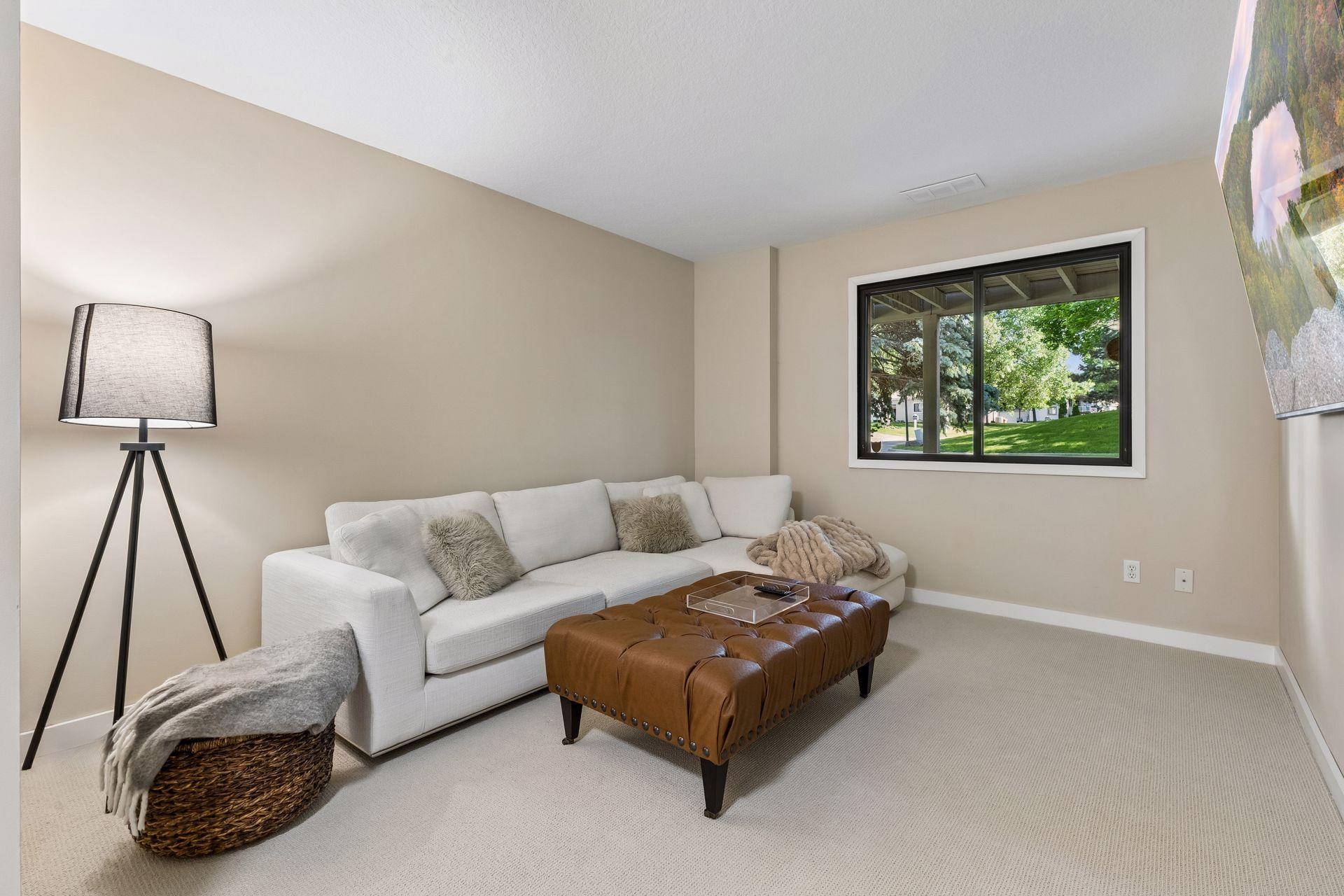 5448 Pompano Drive