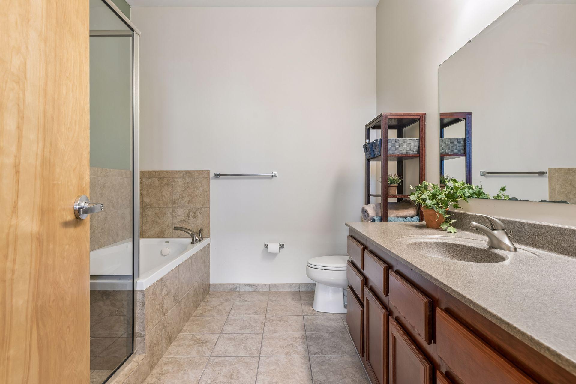 4730 Park Commons Drive Unit: 204