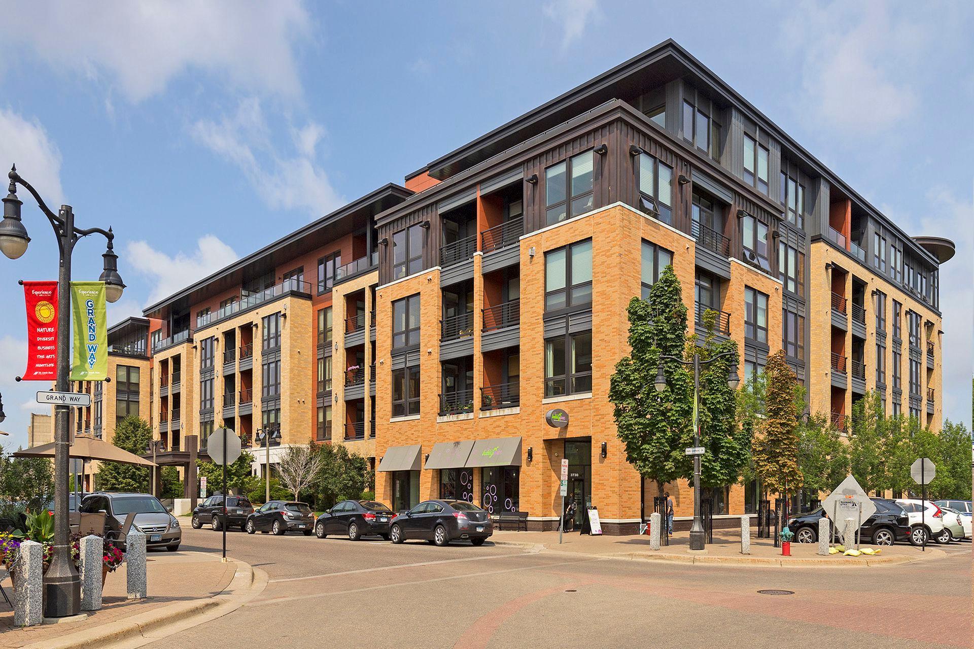 4730 Park Commons Drive Unit: 204