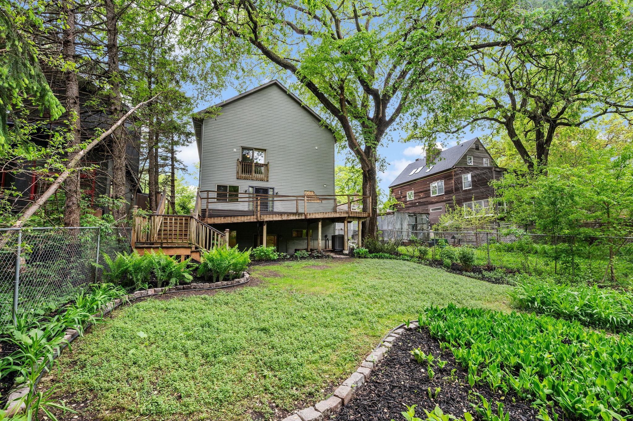 2015 Upton Avenue S
