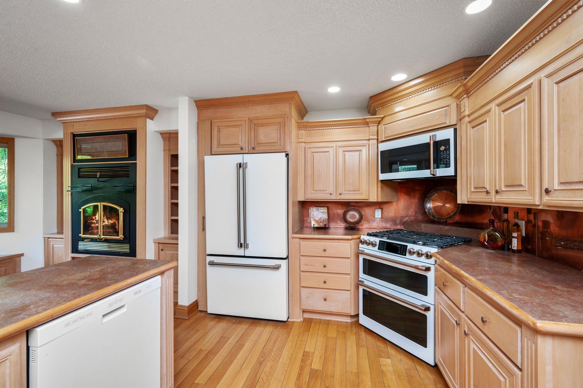 2015 Upton Avenue S