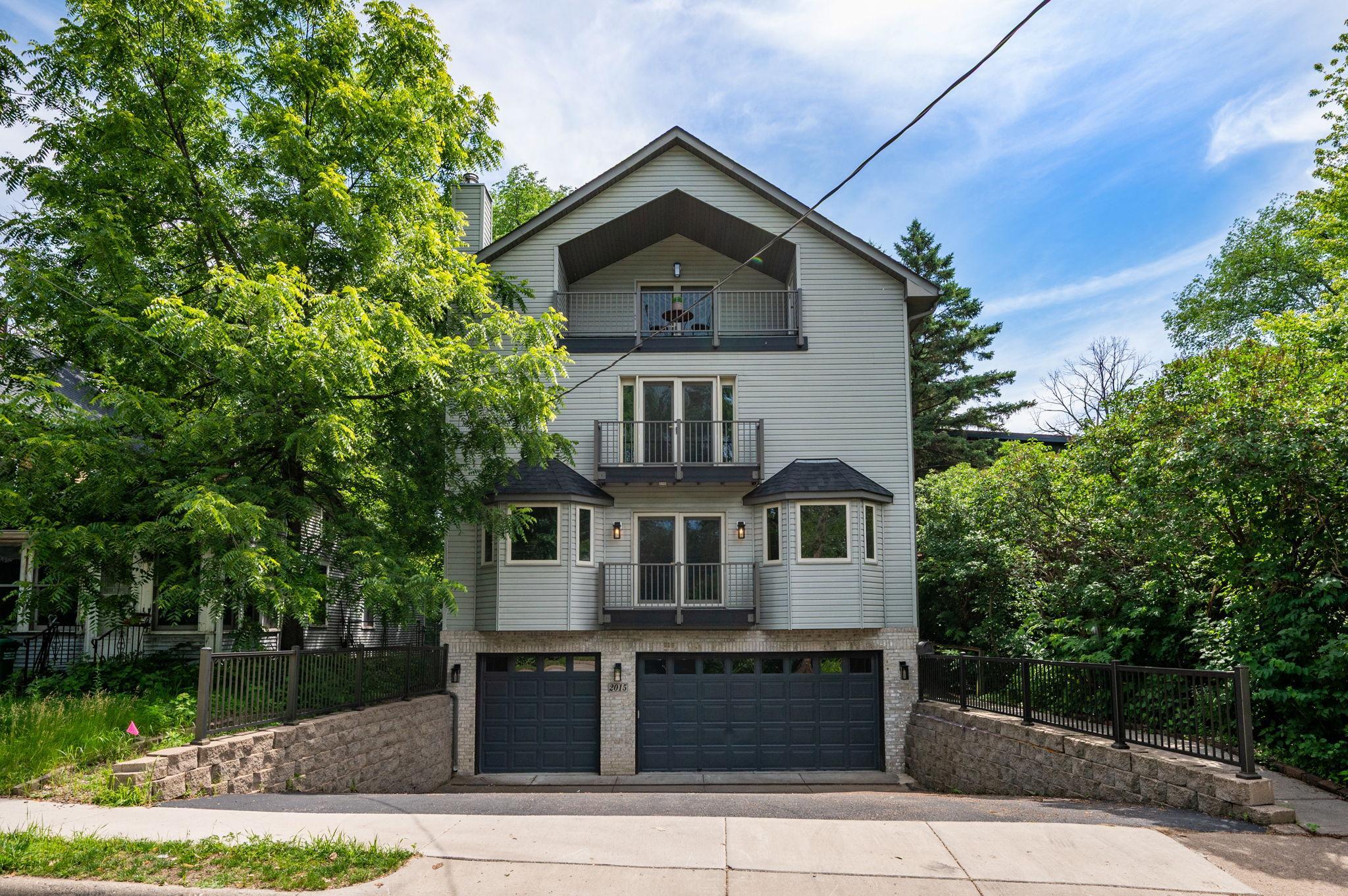 2015 Upton Avenue S