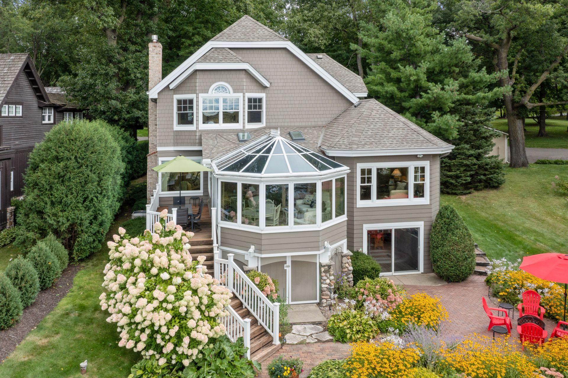 5180 Saint Albans Bay Road