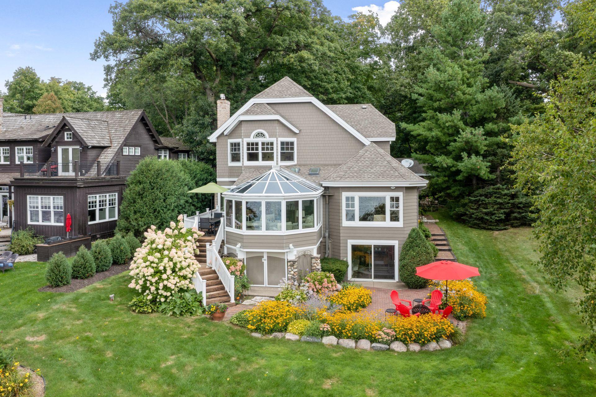 5180 Saint Albans Bay Road