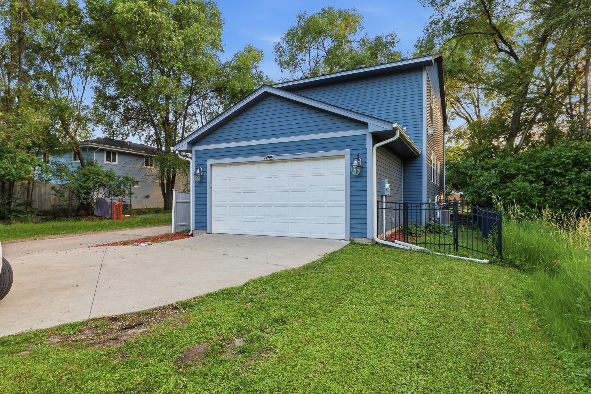 2019 Louisiana Avenue S