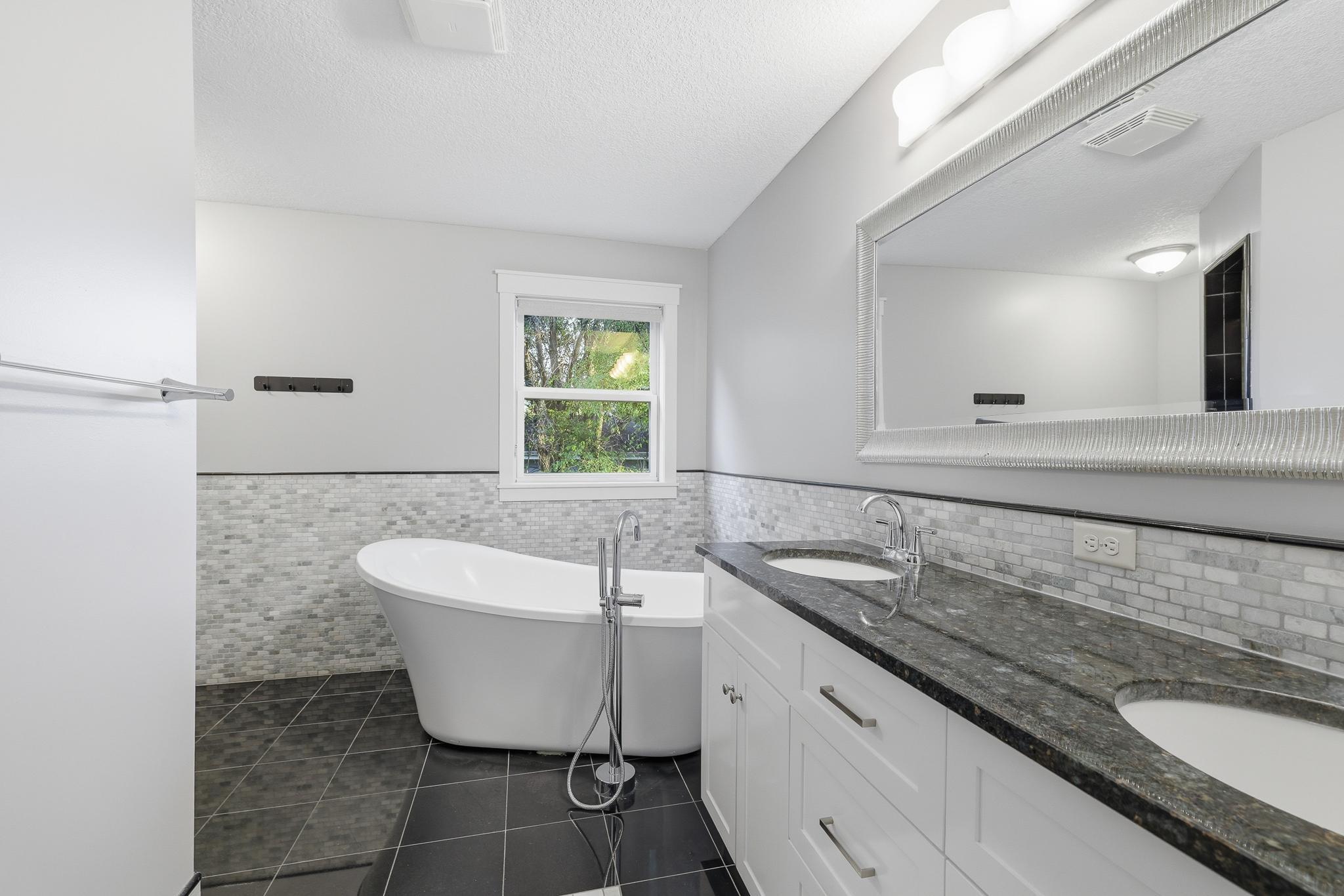 2019 Louisiana Avenue S