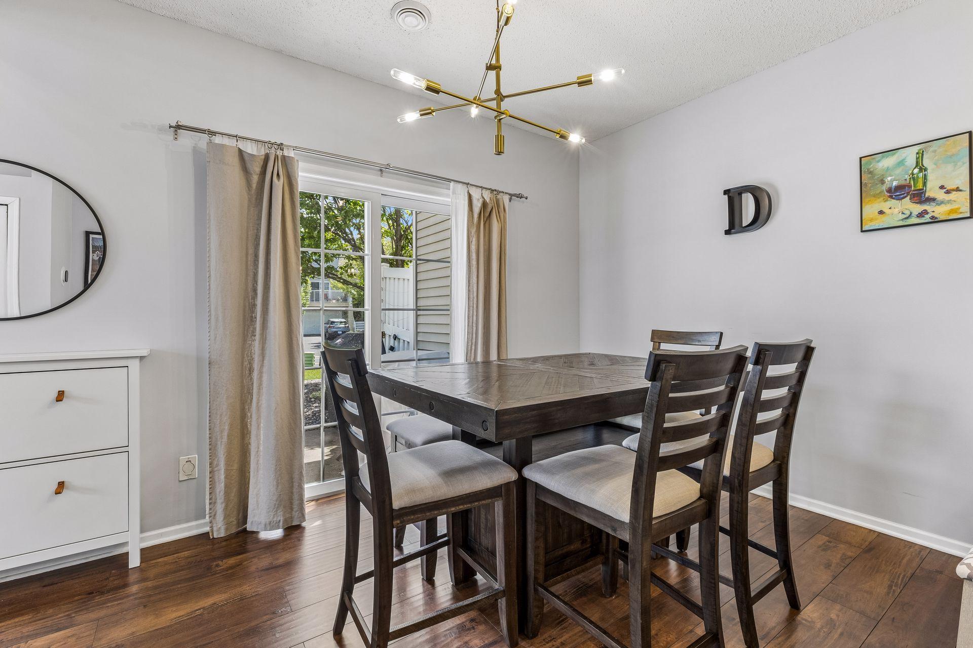 5035 Garland Lane N Unit: 5035E
