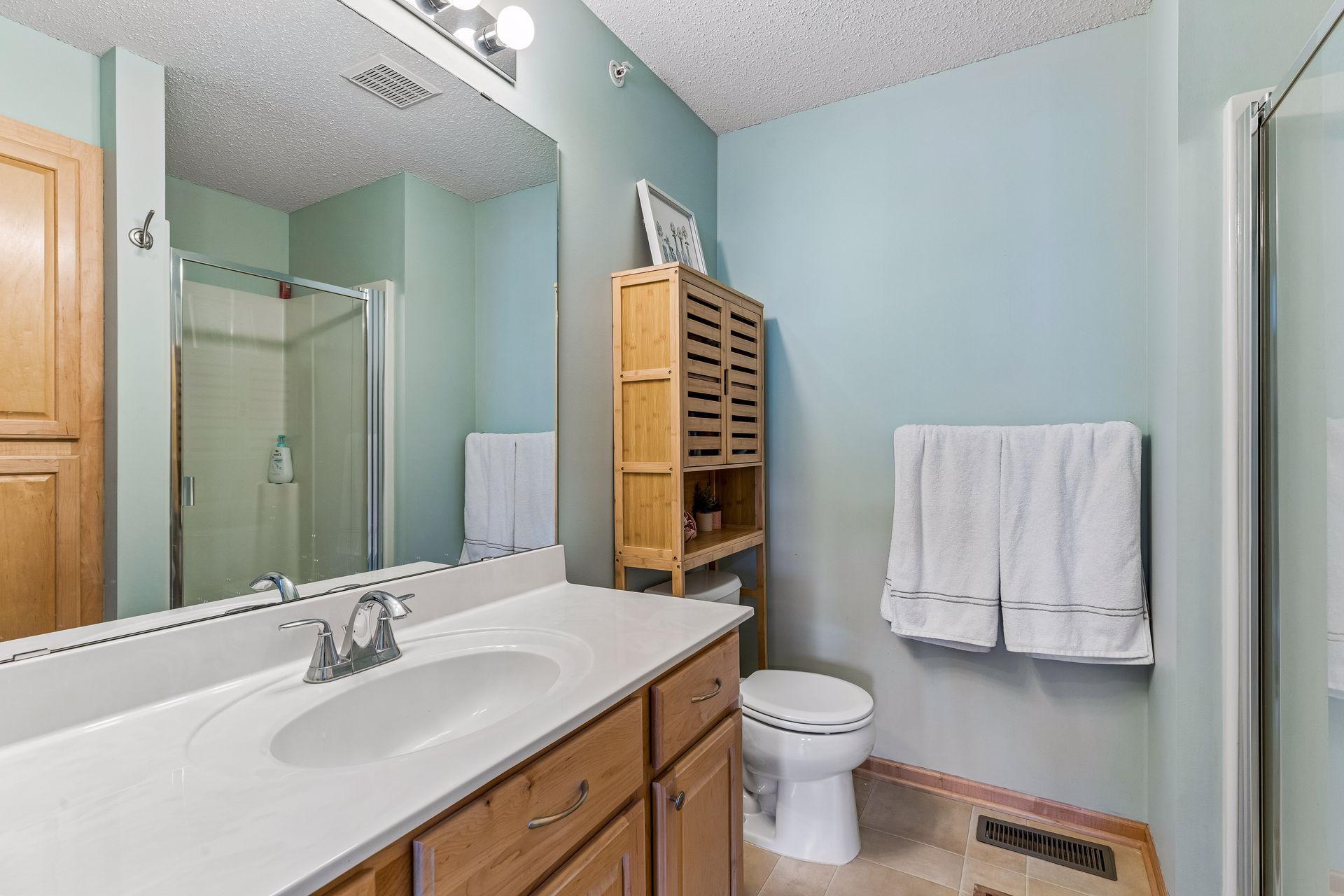 5035 Garland Lane N Unit: 5035E