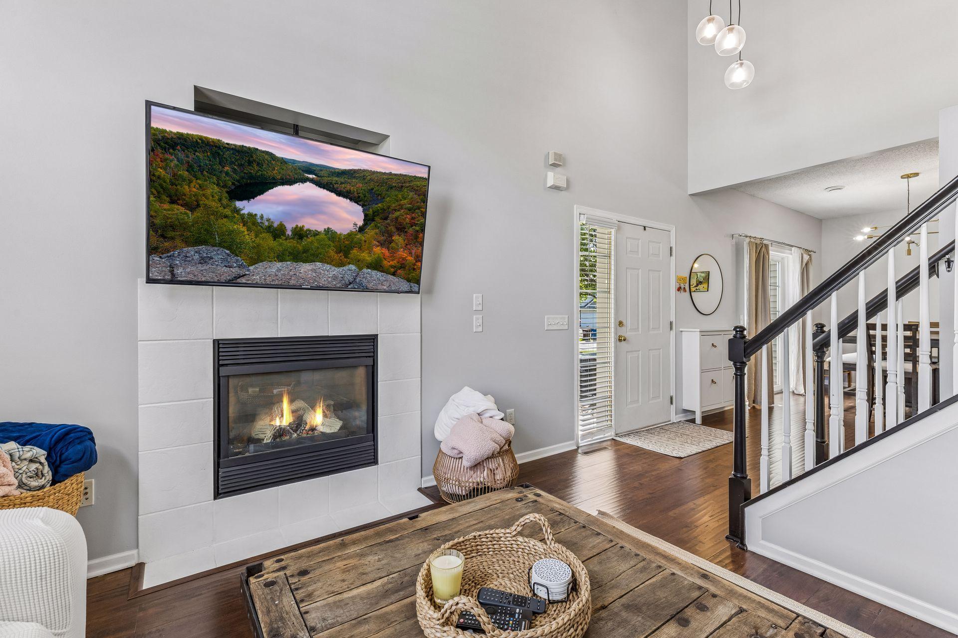 5035 Garland Lane N Unit: 5035E