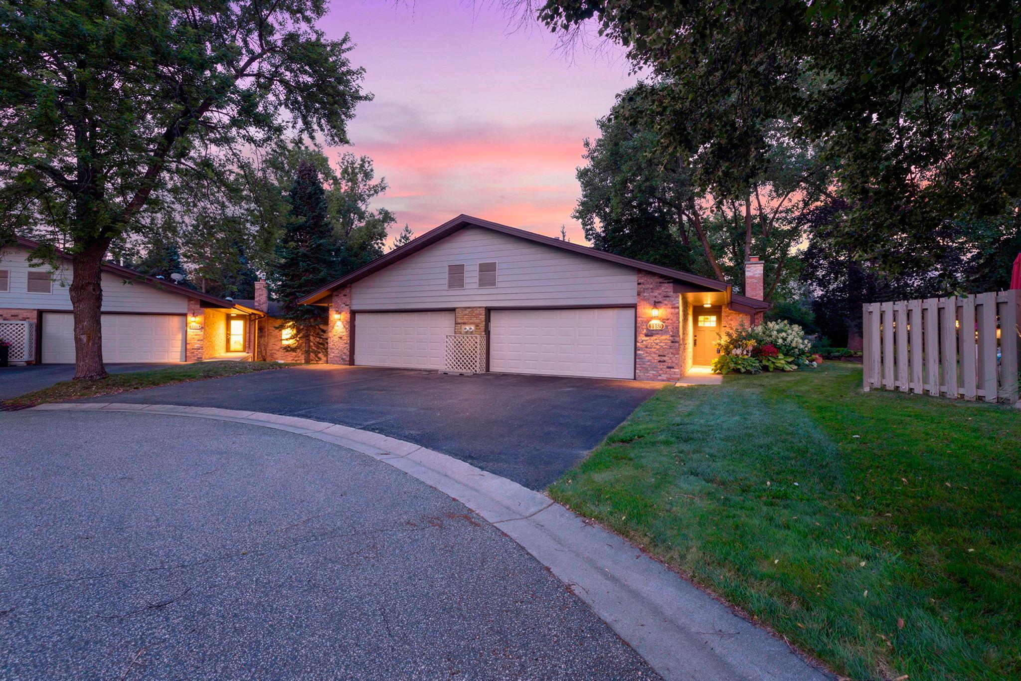 1185 weston