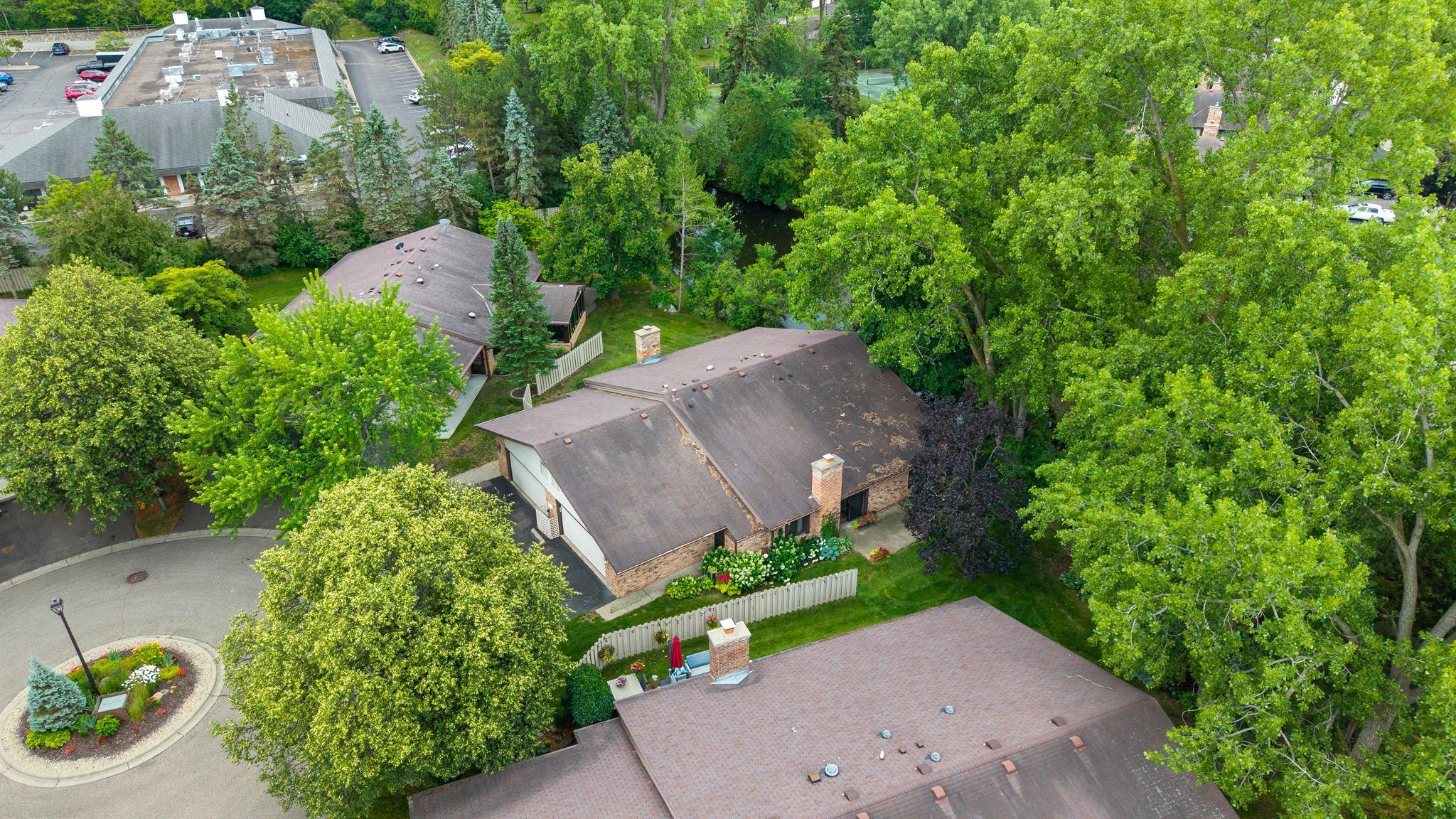1185 weston