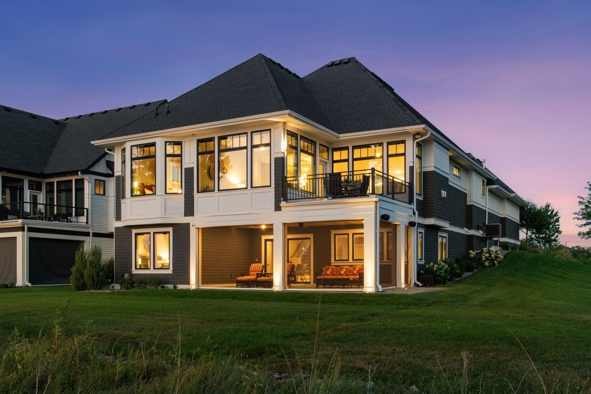161 Lakeshore Circle