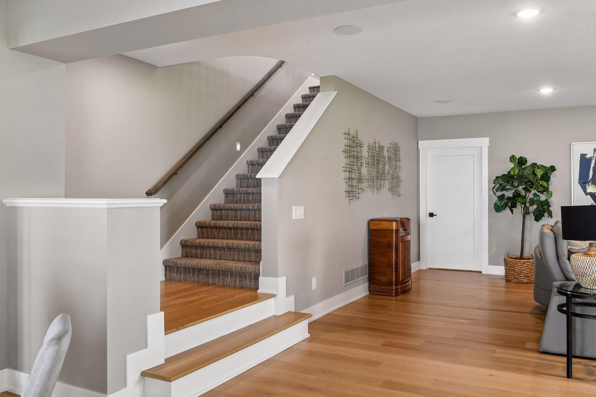 161 Lakeshore Circle