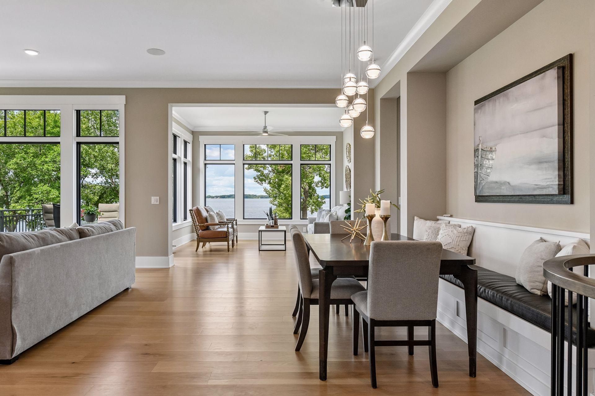 161 Lakeshore Circle