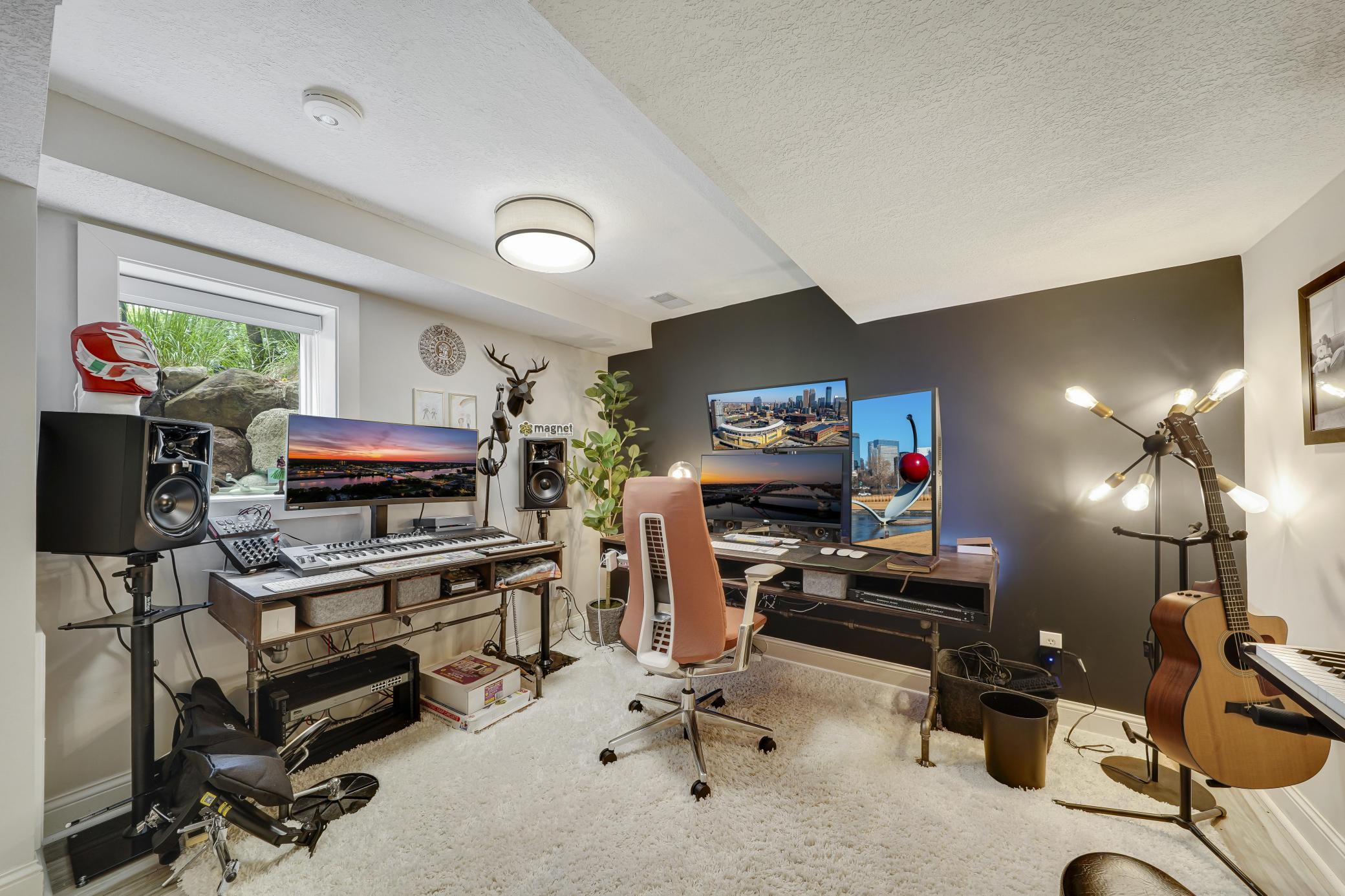 6912 Paiute Drive