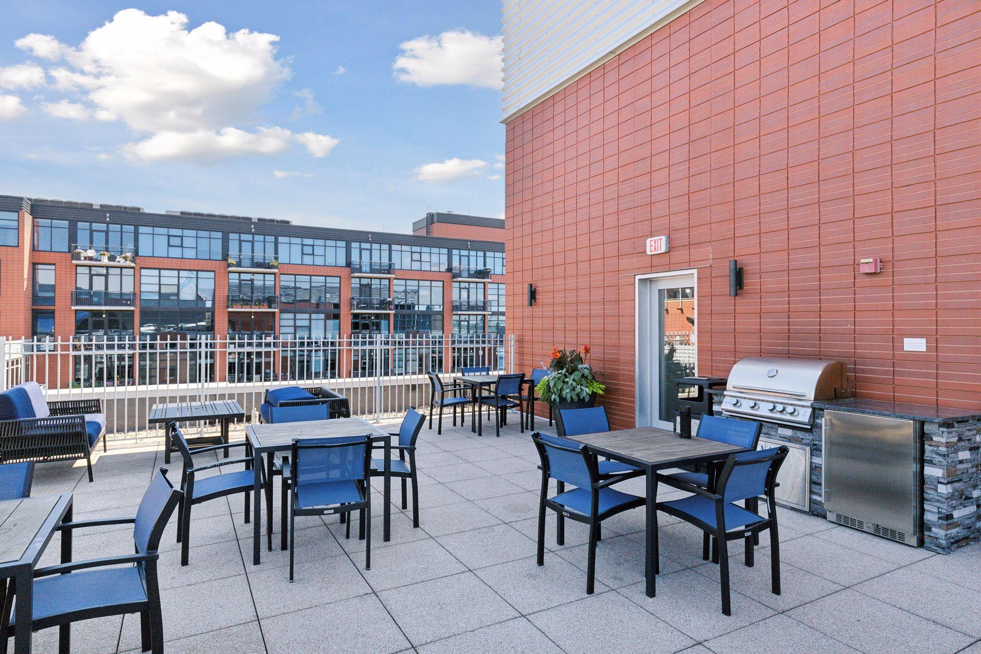 215 10th Avenue S Unit: 533