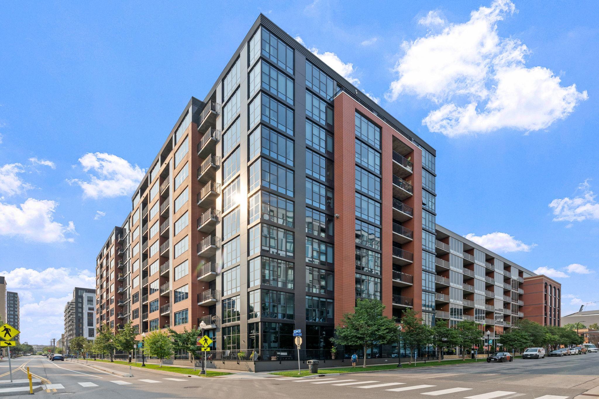 215 10th Avenue S Unit: 533