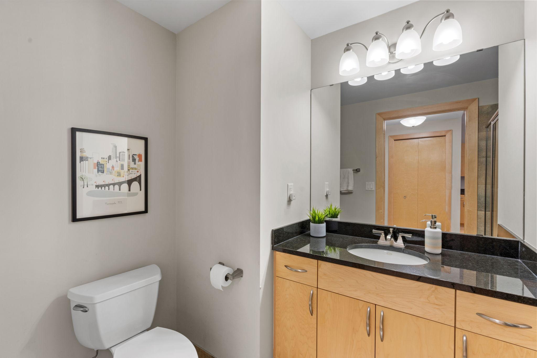215 10th Avenue S Unit: 533