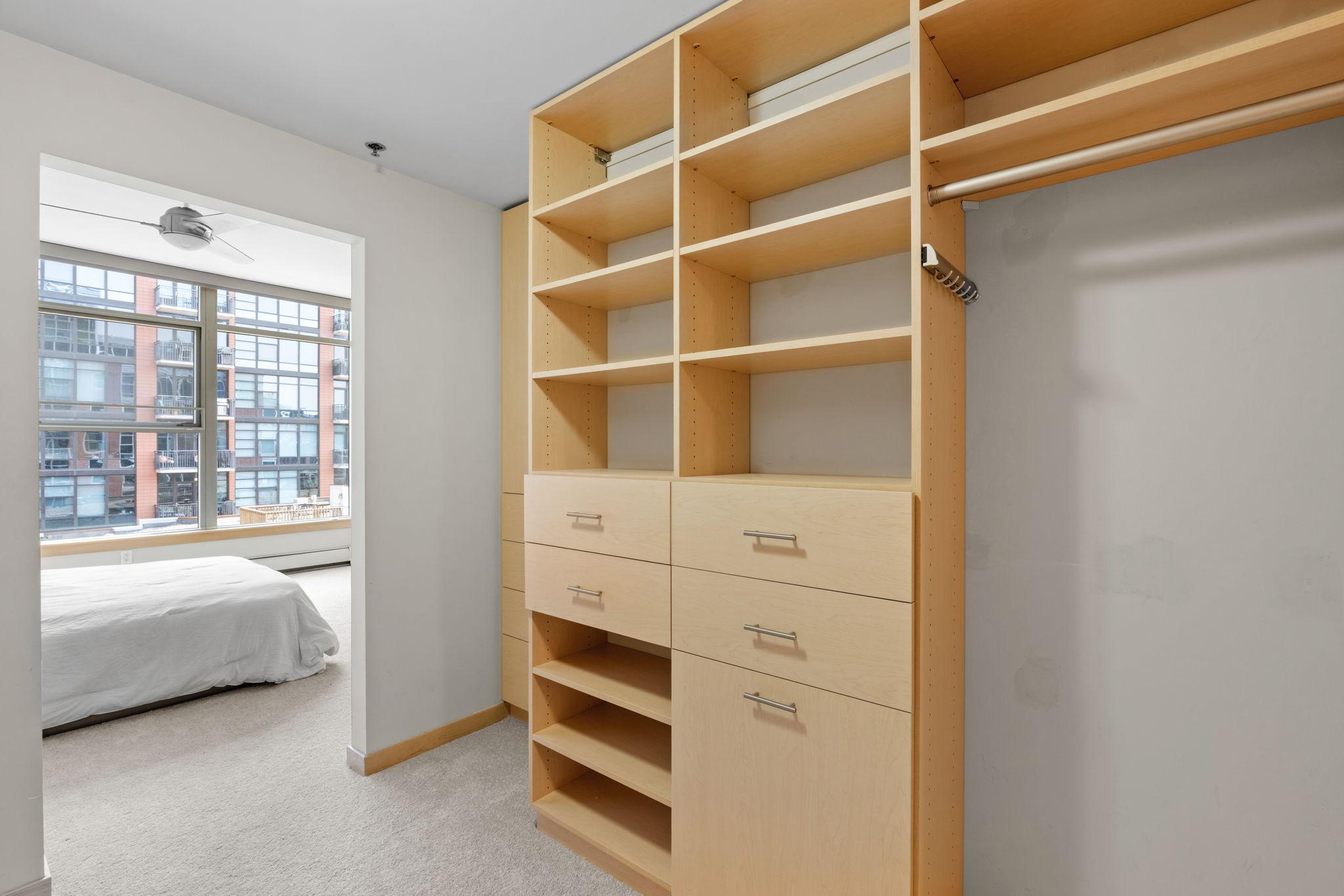 215 10th Avenue S Unit: 533