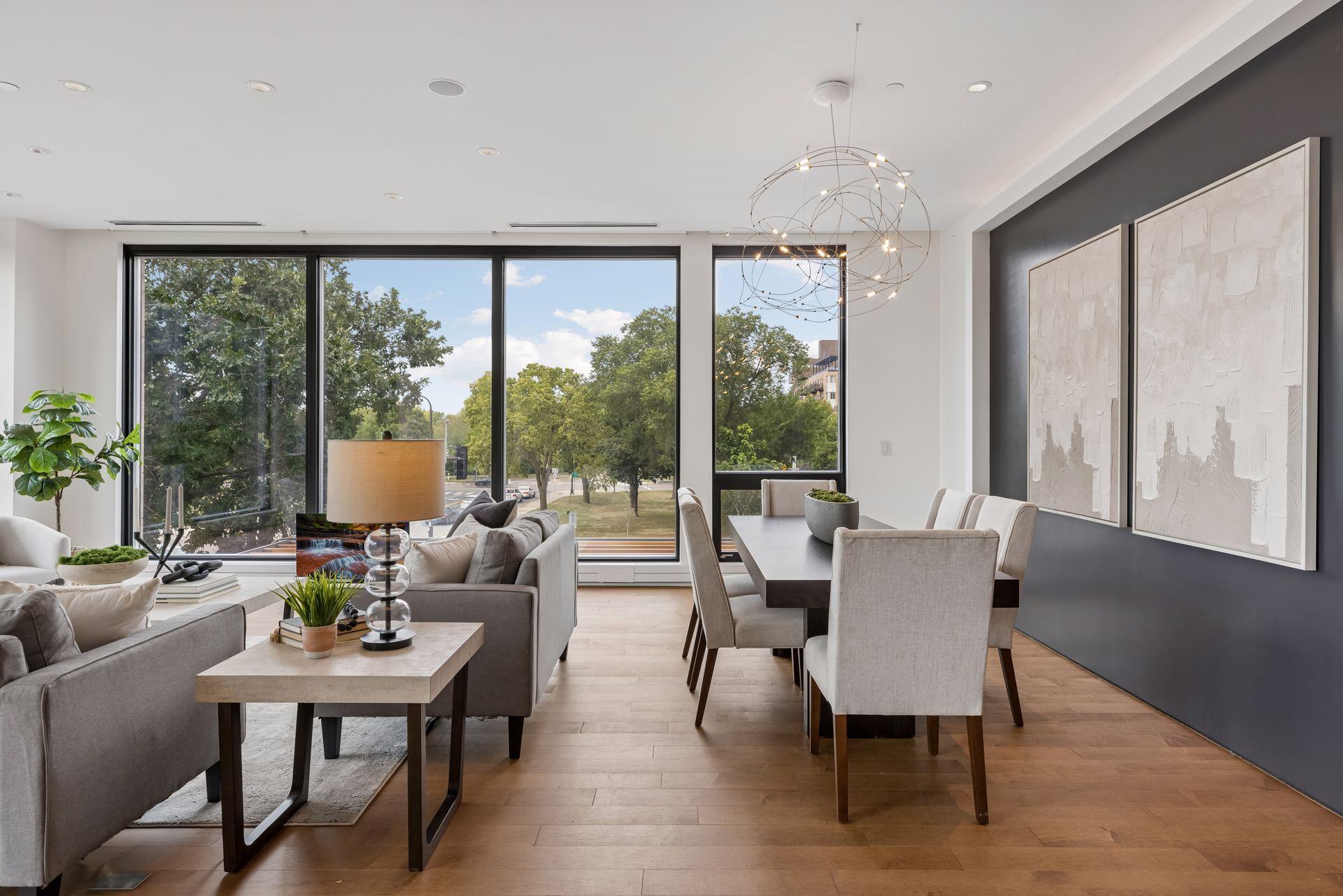 1805 W Lake Street Unit: 202
