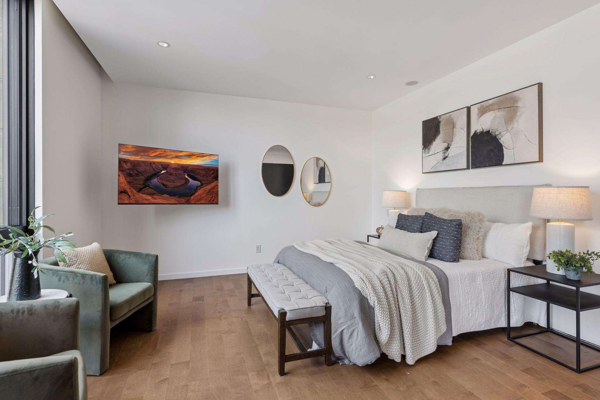 1805 W Lake Street Unit: 202