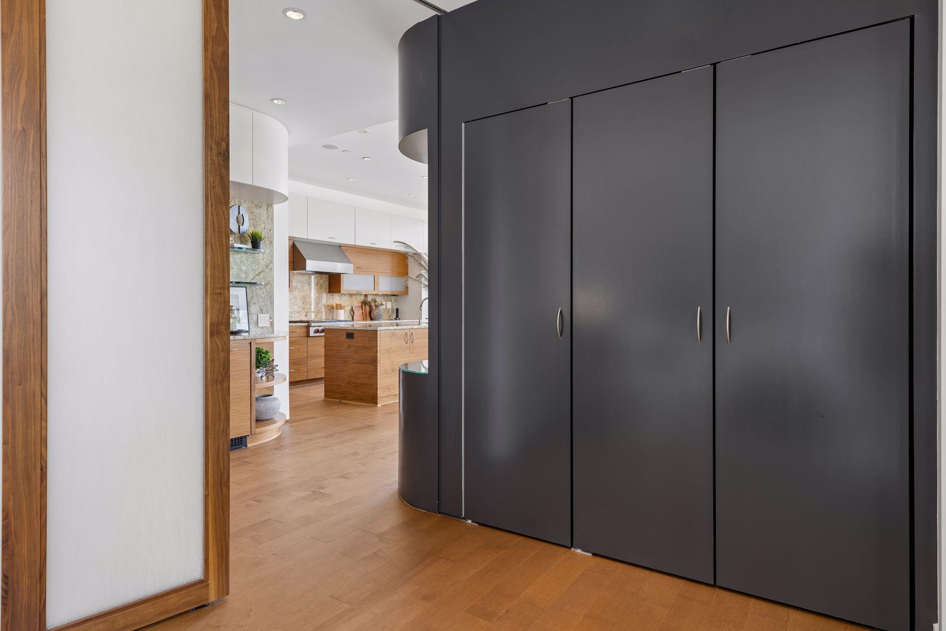 1805 W Lake Street Unit: 202