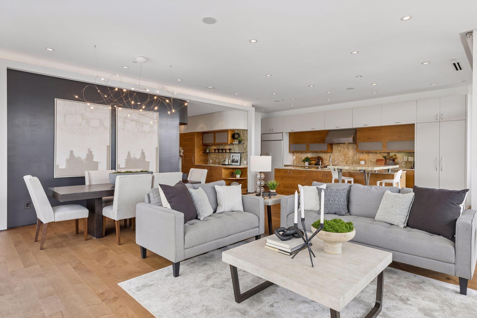 1805 W Lake Street Unit: 202