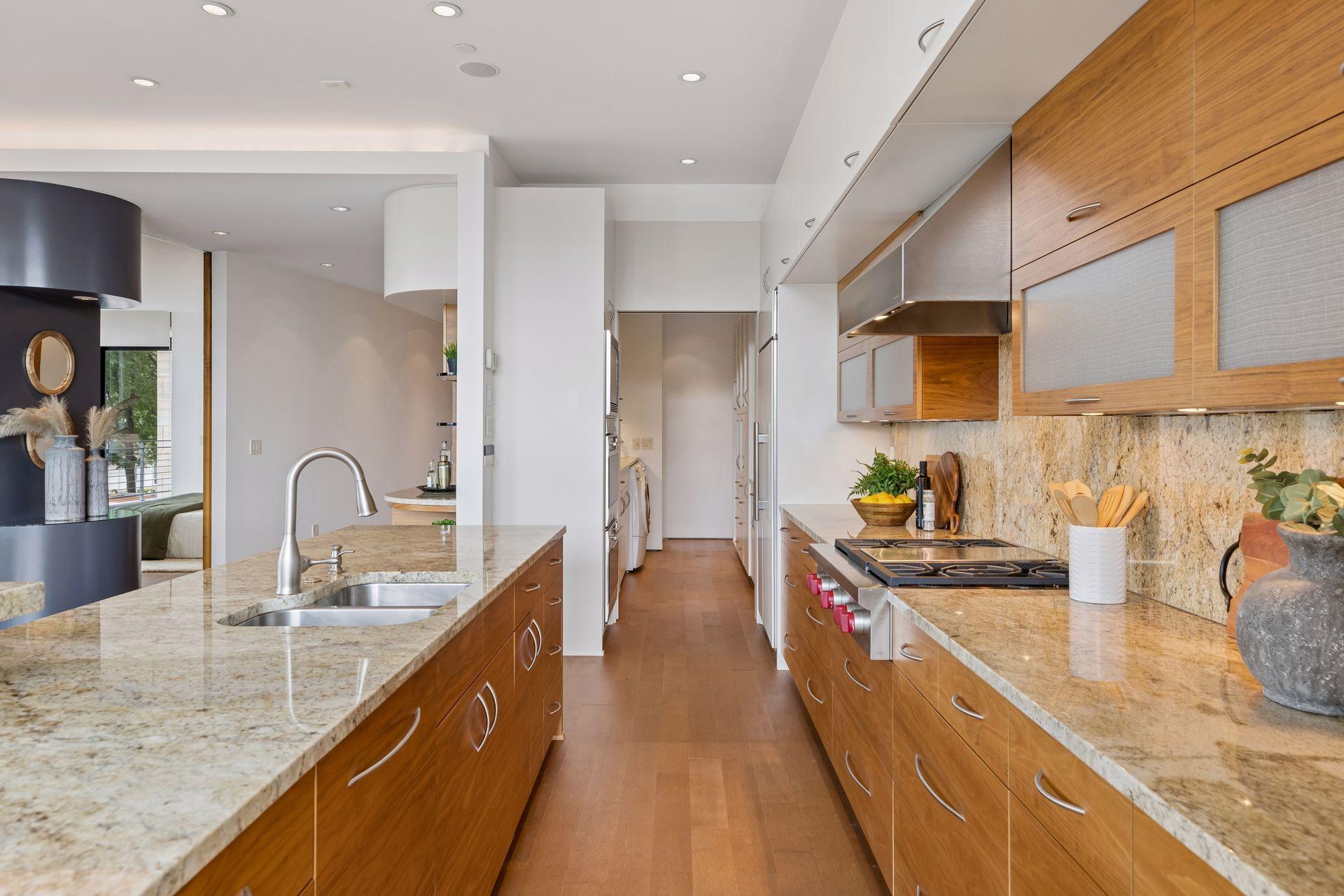 1805 W Lake Street Unit: 202