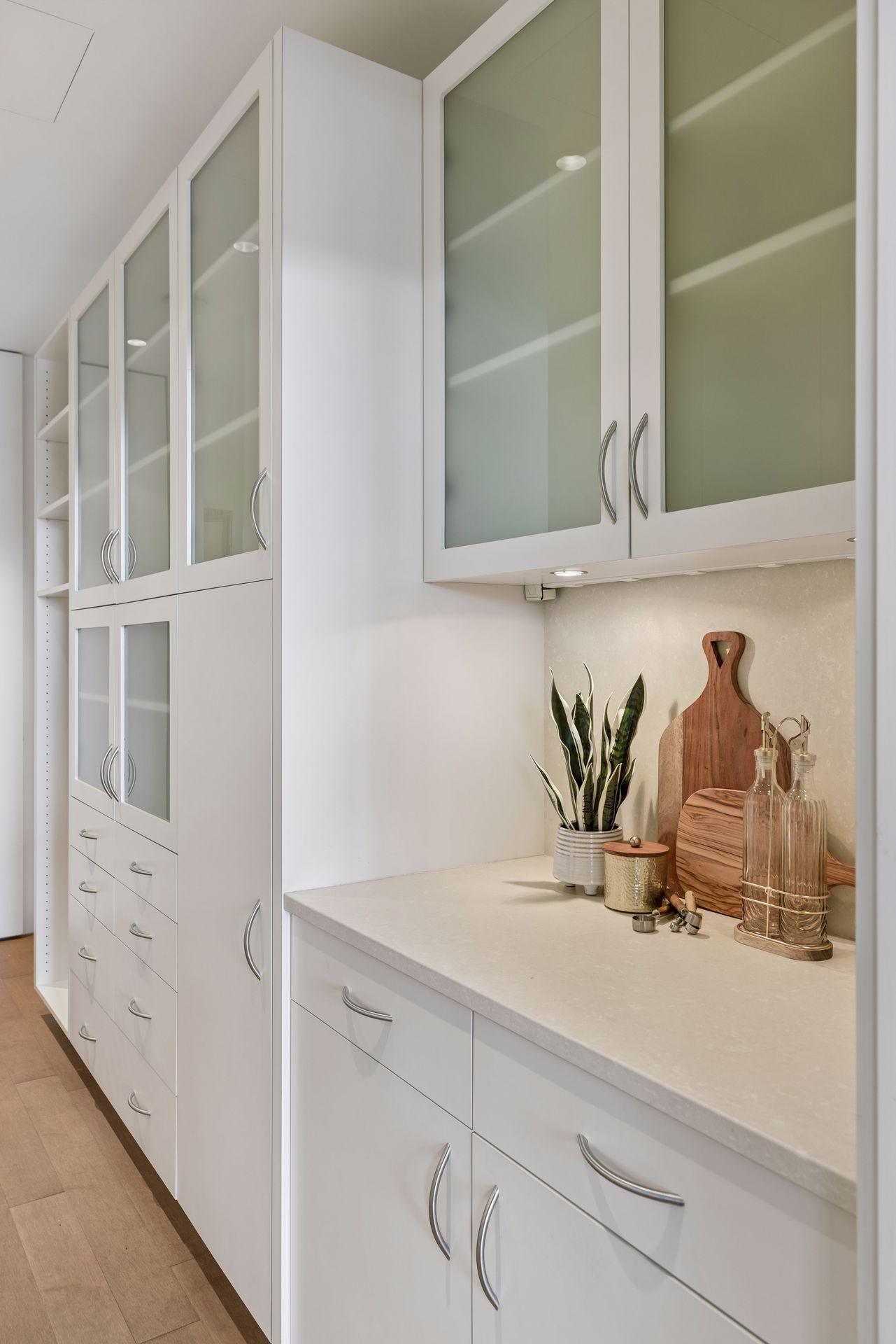 1805 W Lake Street Unit: 202