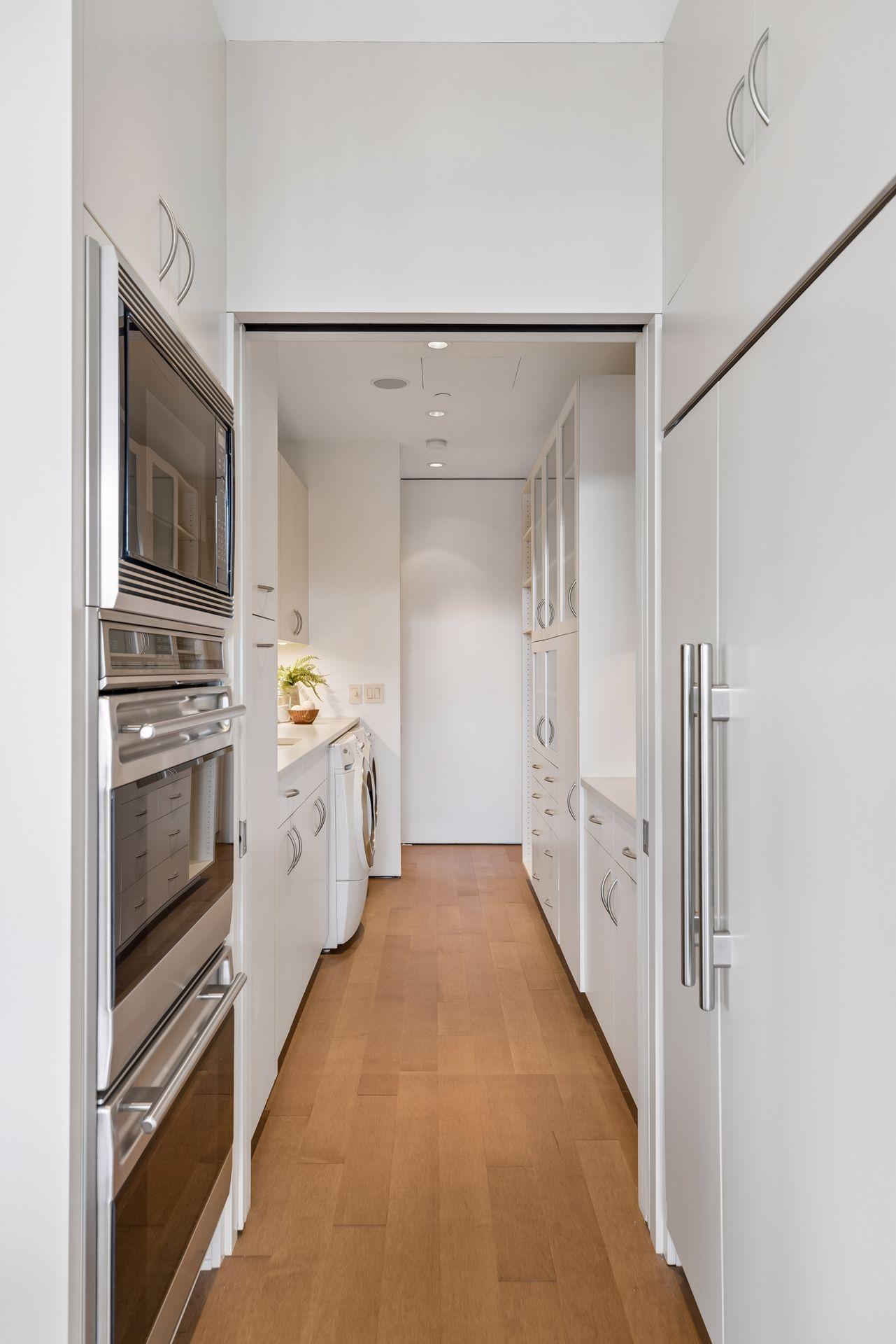 1805 W Lake Street Unit: 202