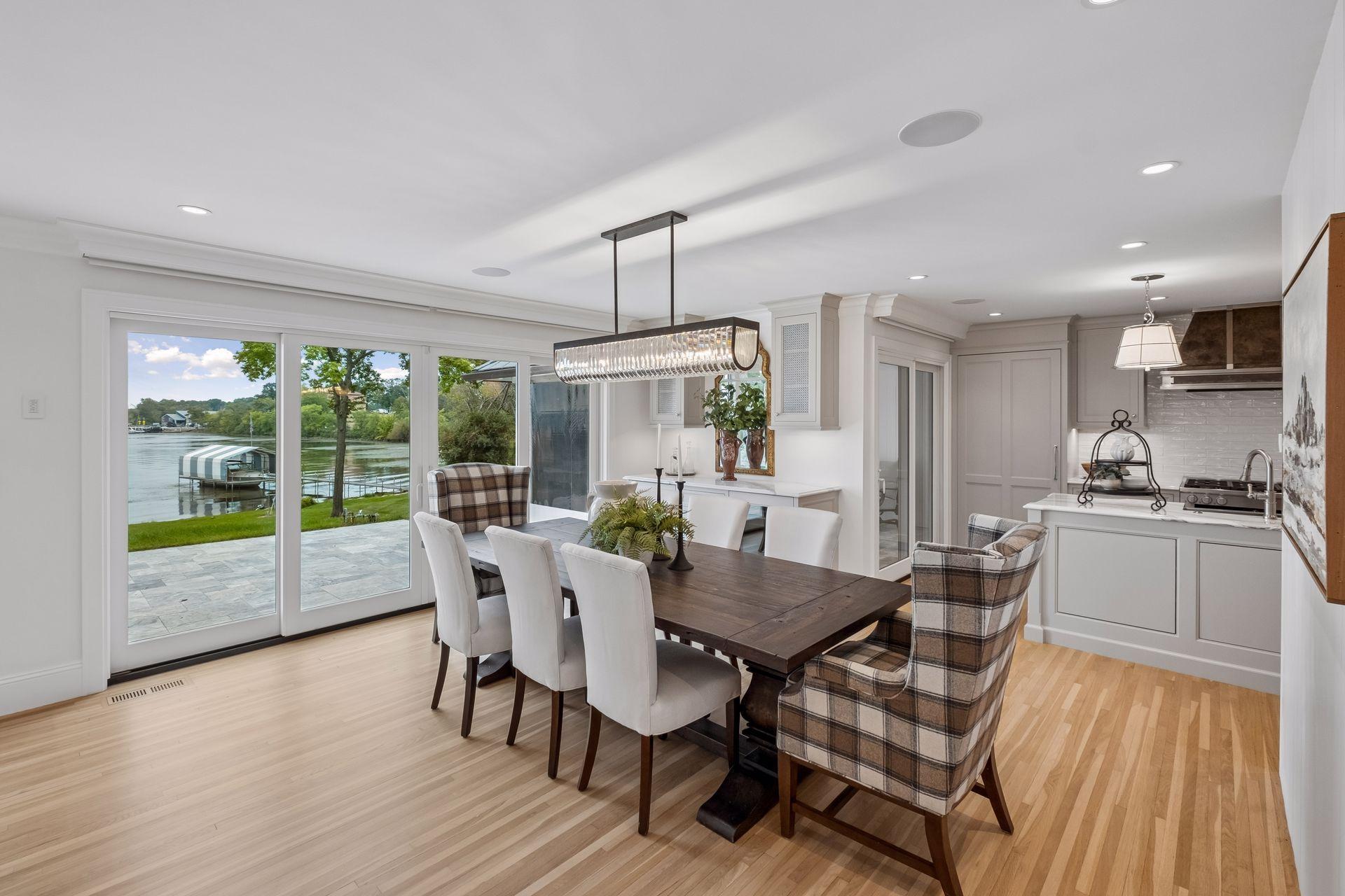 1397 Orono Lane