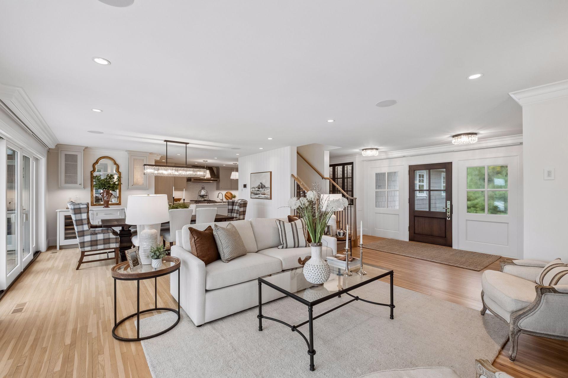 1397 Orono Lane