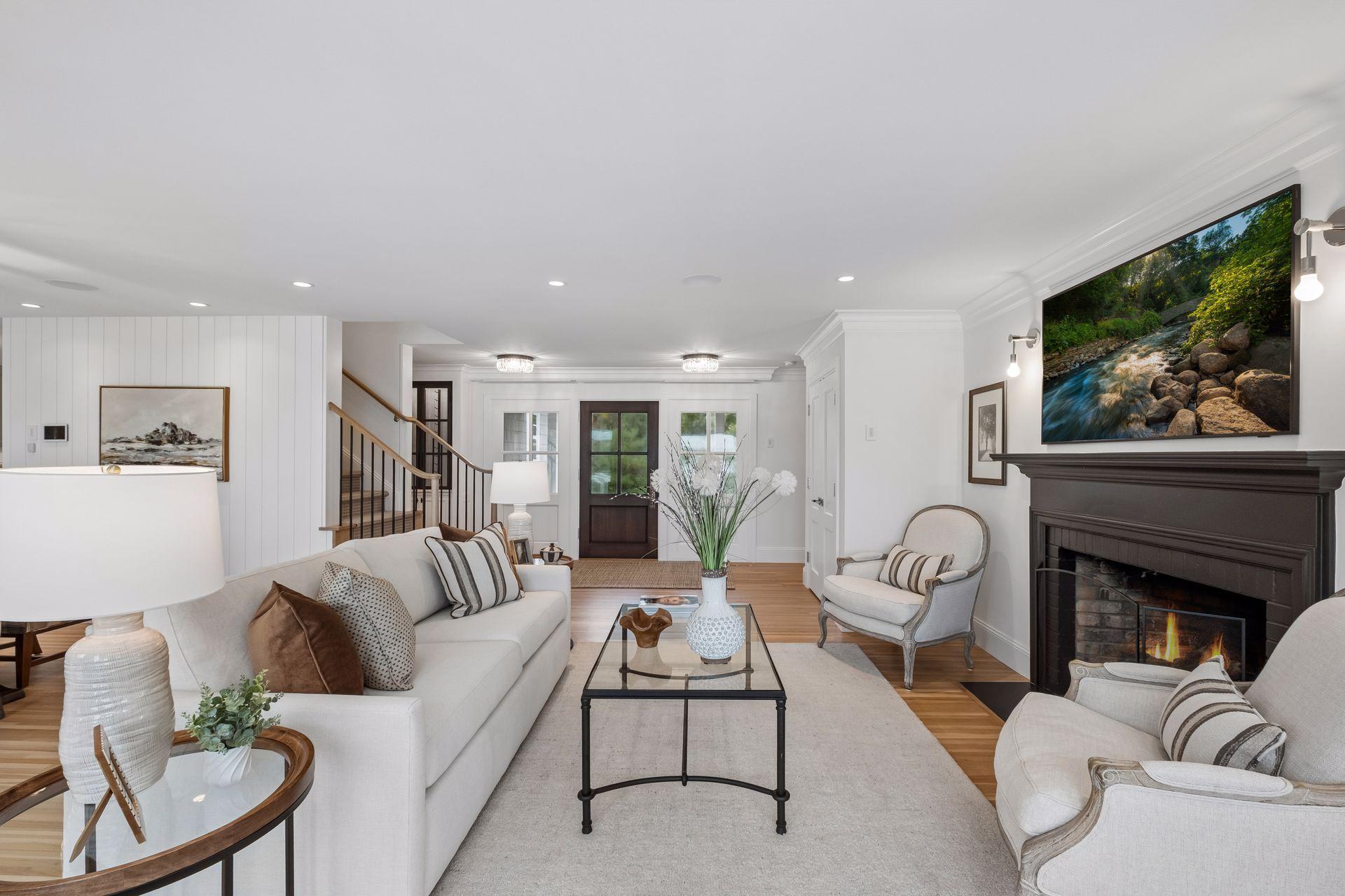 1397 Orono Lane