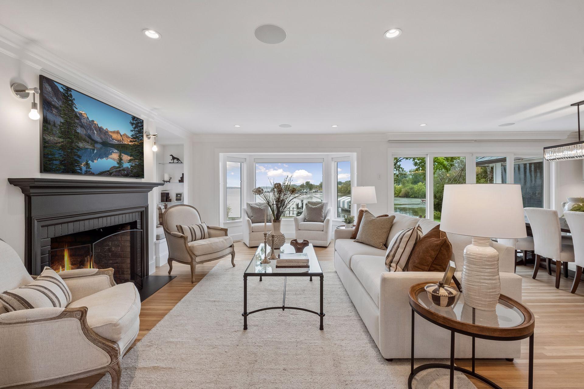 1397 Orono Lane
