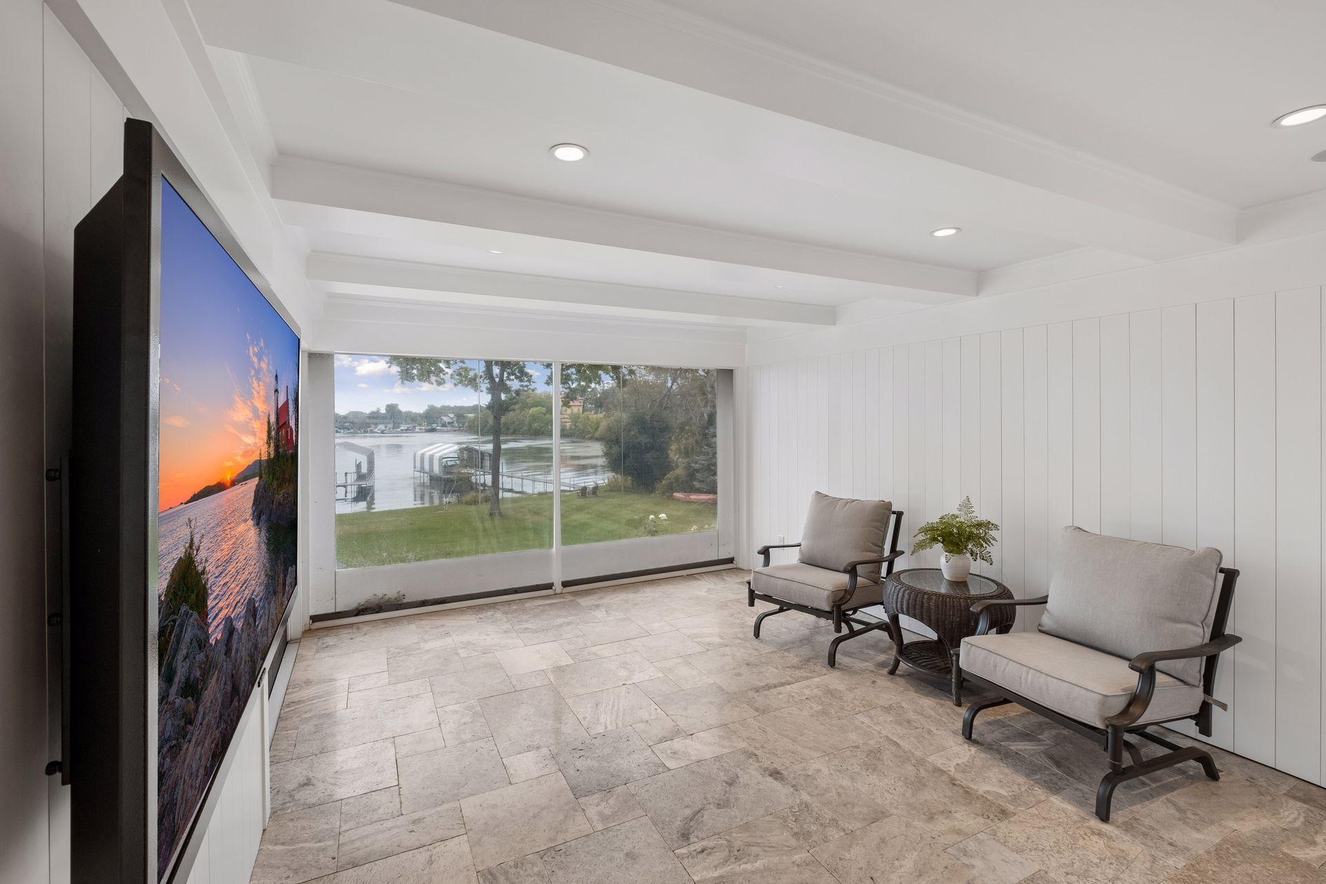 1397 Orono Lane