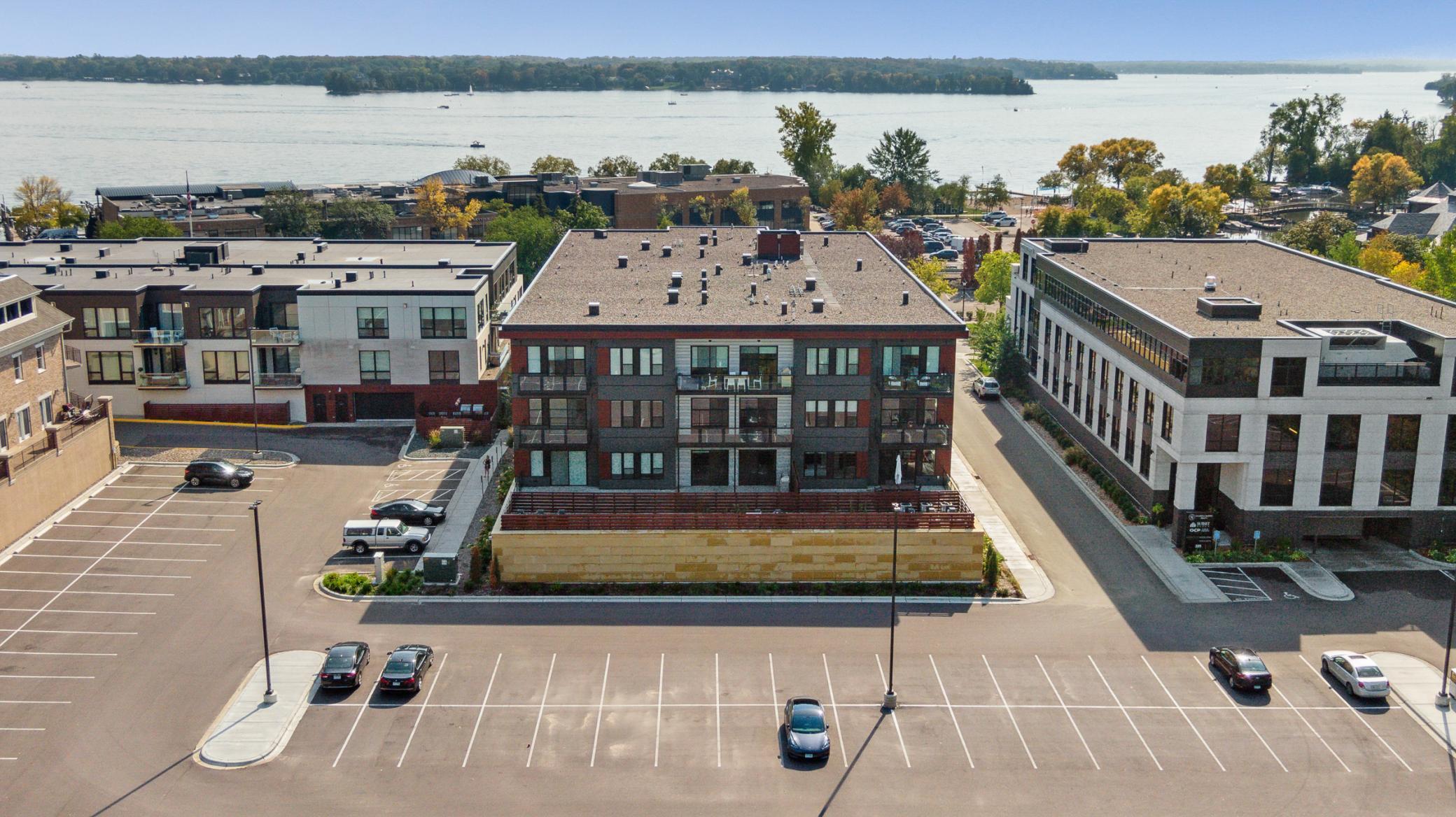 253 Lake Street E Unit: 405
