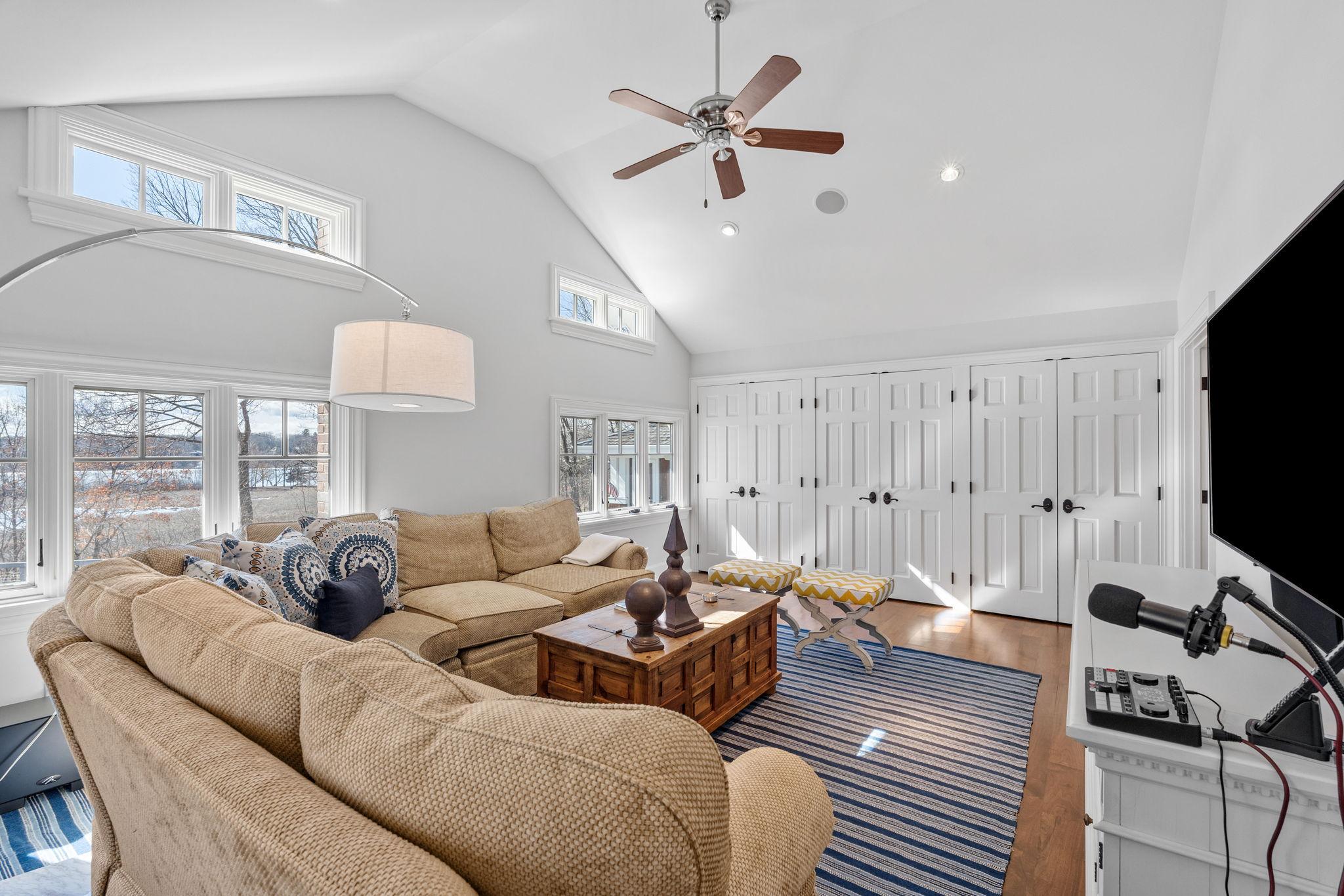 2875 Gale Road